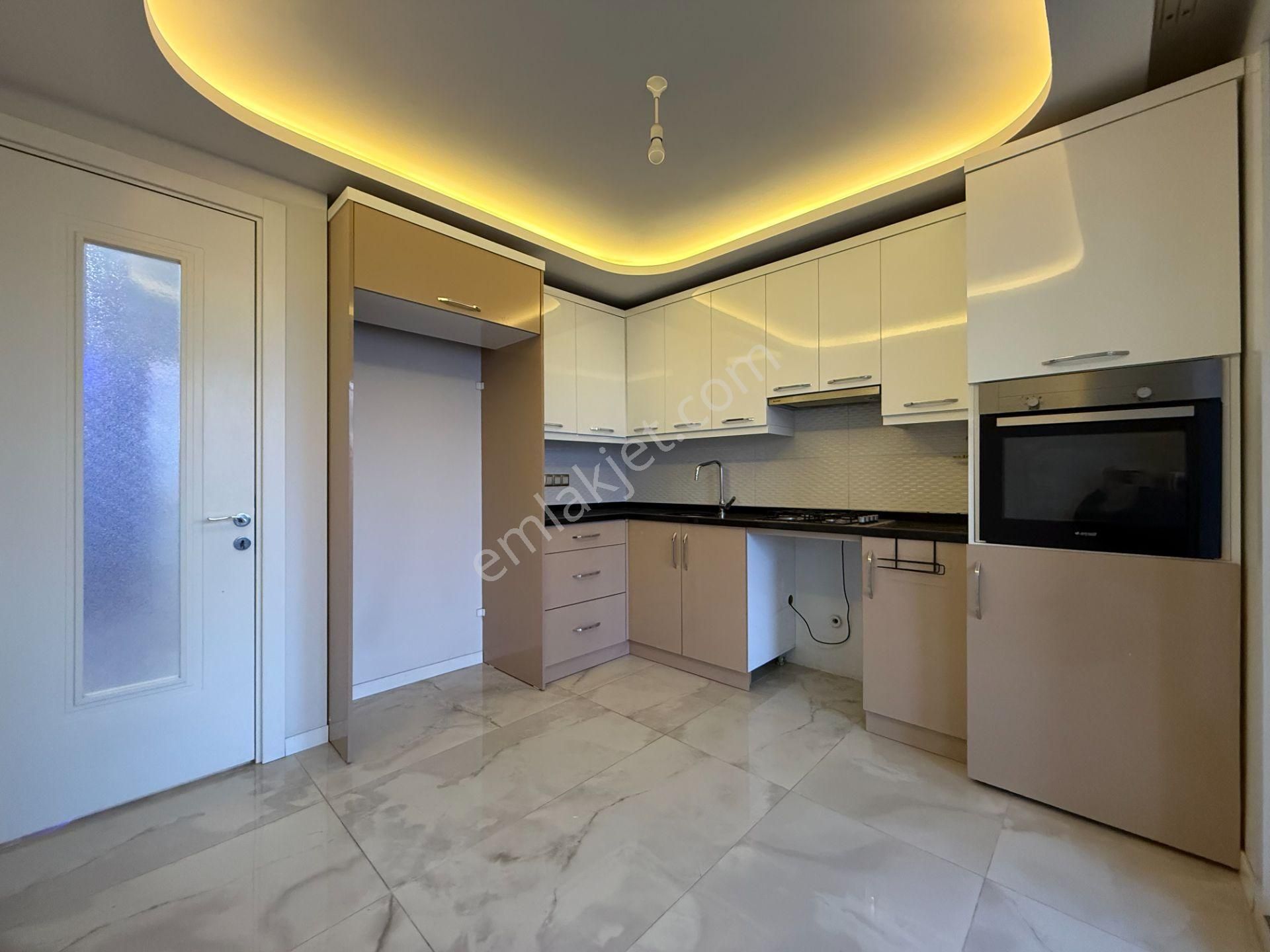 Gazipaşa Bulvarında 2+1 110 M2 Hasarsız İskanlı Kiralık Daire - Görsel 7