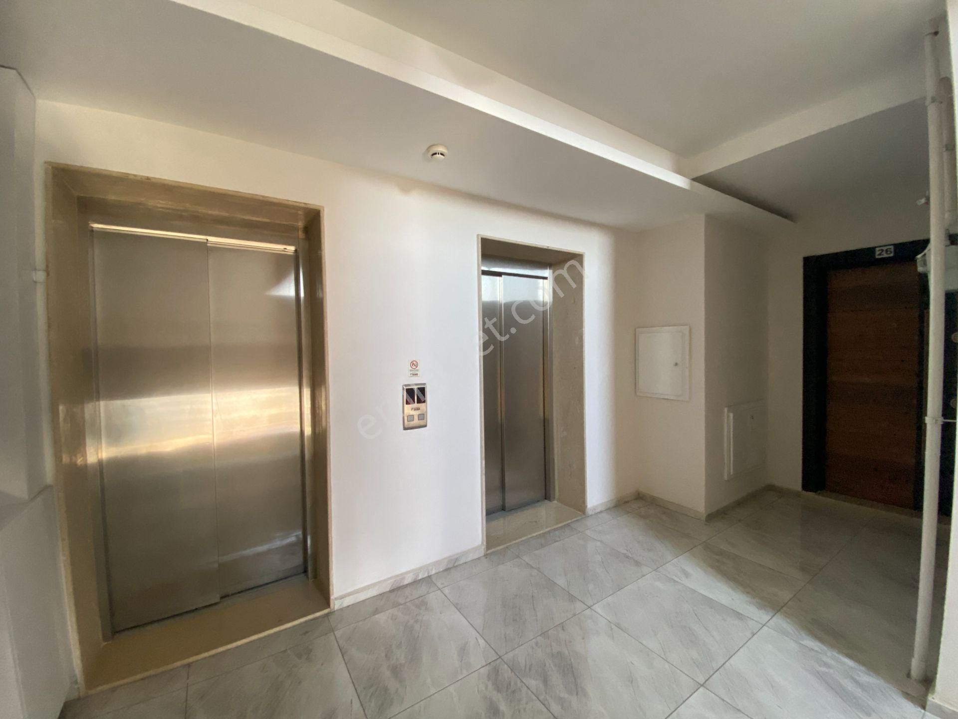 Gazipaşa Bulvarında 2+1 110 M2 Hasarsız İskanlı Kiralık Daire - Görsel 24