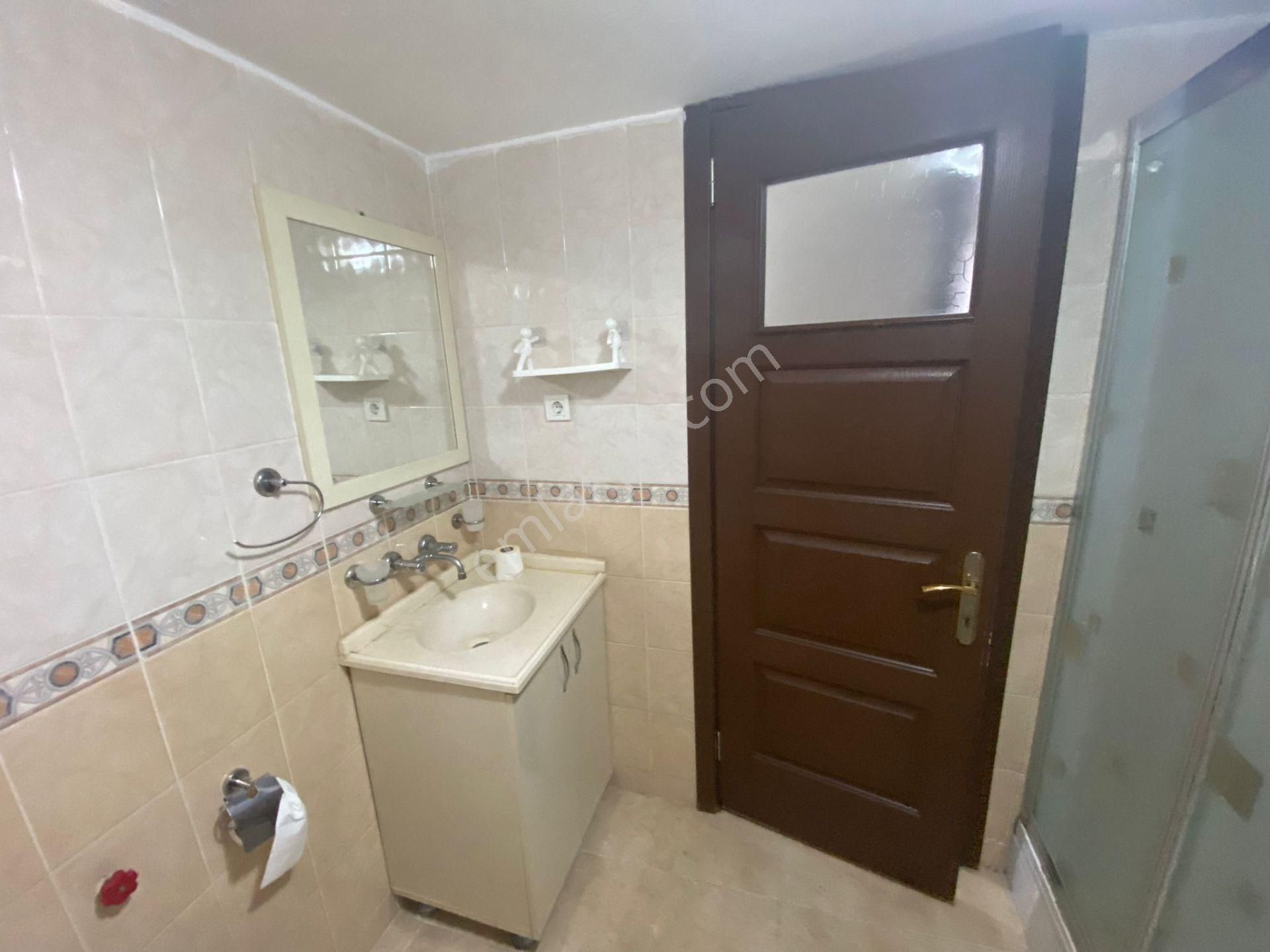 Buca İşçievleri Yiğitler Mah.de 2+1 80m2 Dgazlı Ayrı Mutfak Bahçe Katı Kiralık Daire - Görsel 22