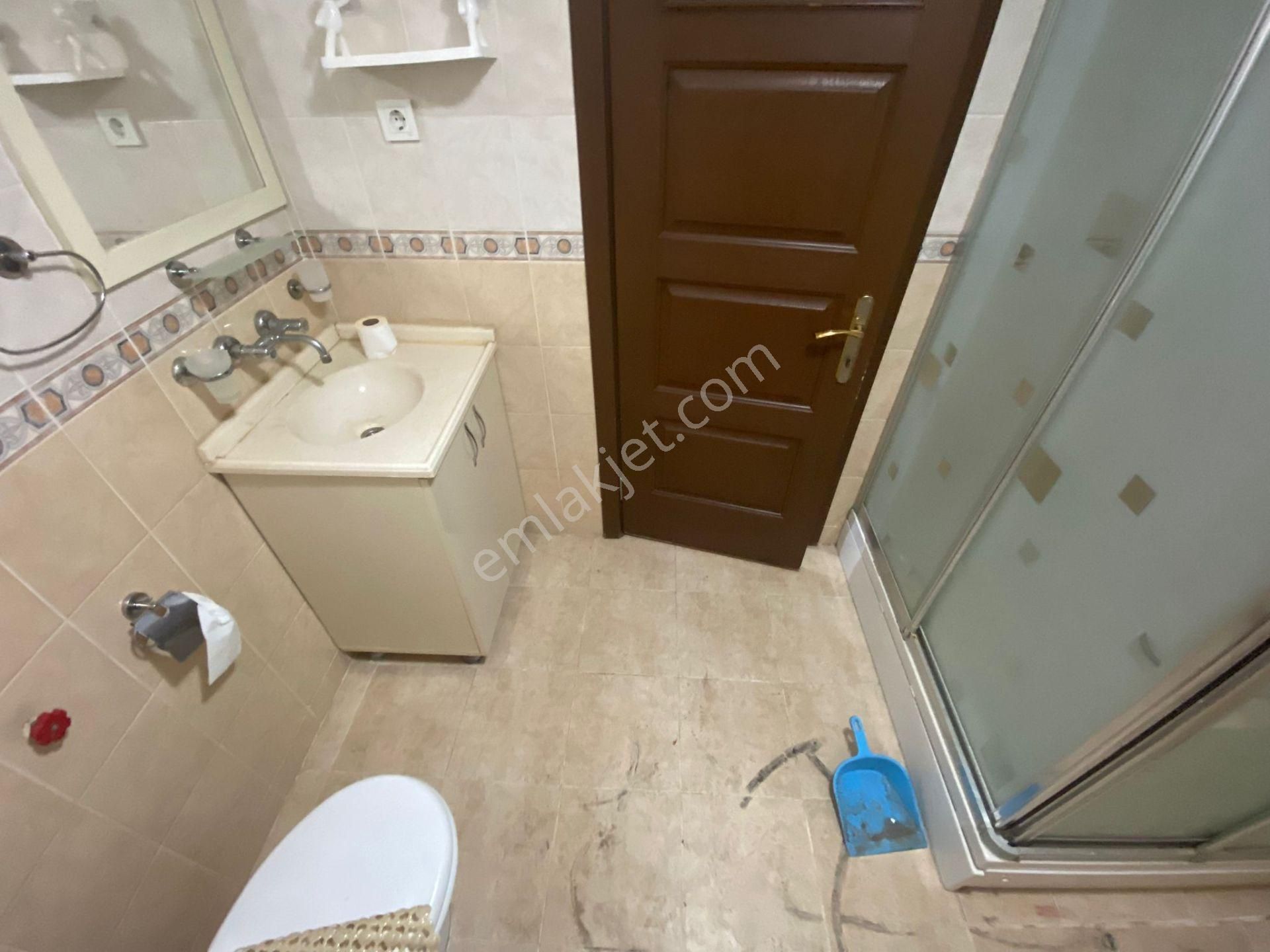 Buca İşçievleri Yiğitler Mah.de 2+1 80m2 Dgazlı Ayrı Mutfak Bahçe Katı Kiralık Daire - Görsel 20