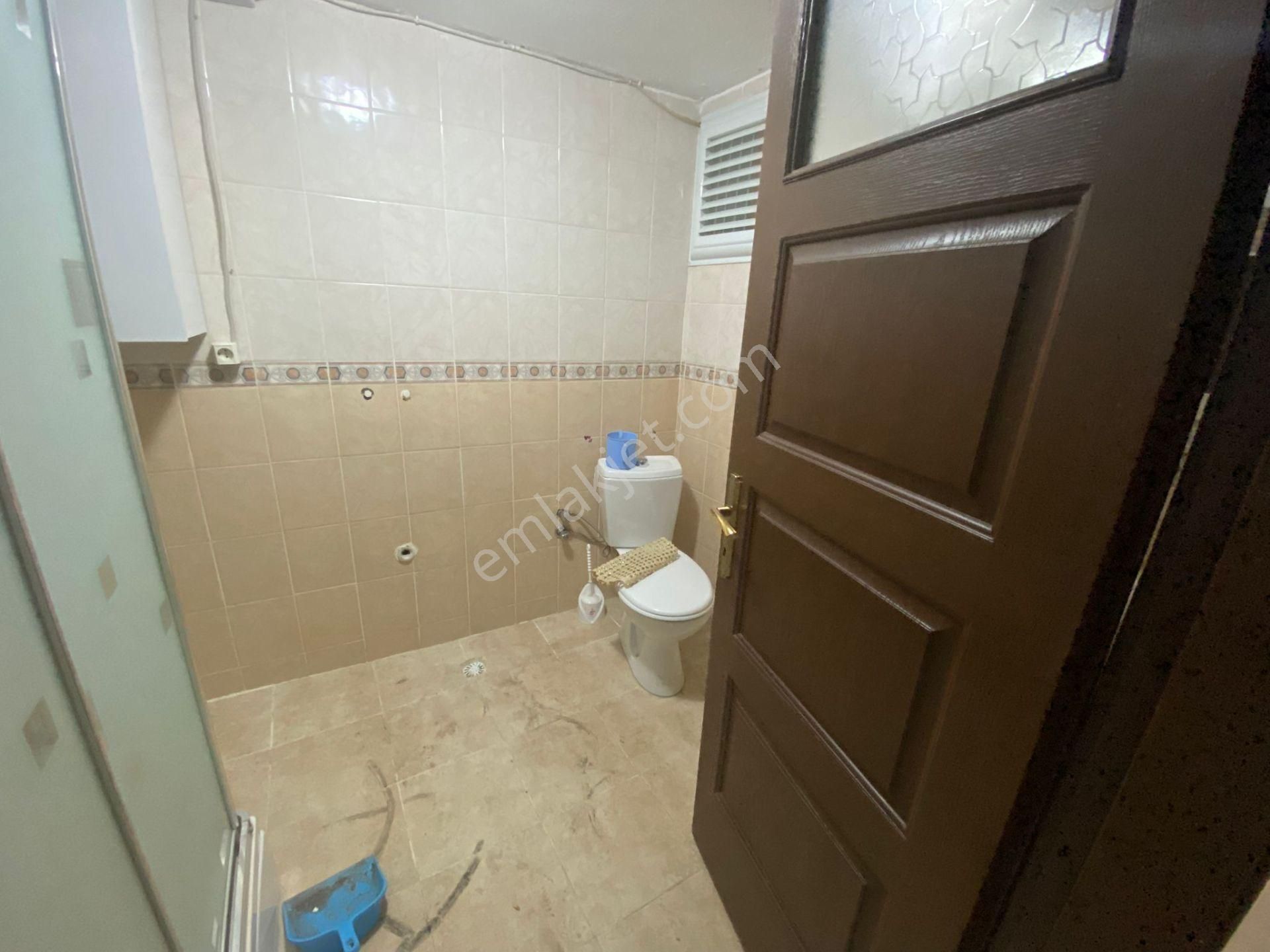 Buca İşçievleri Yiğitler Mah.de 2+1 80m2 Dgazlı Ayrı Mutfak Bahçe Katı Kiralık Daire - Görsel 21