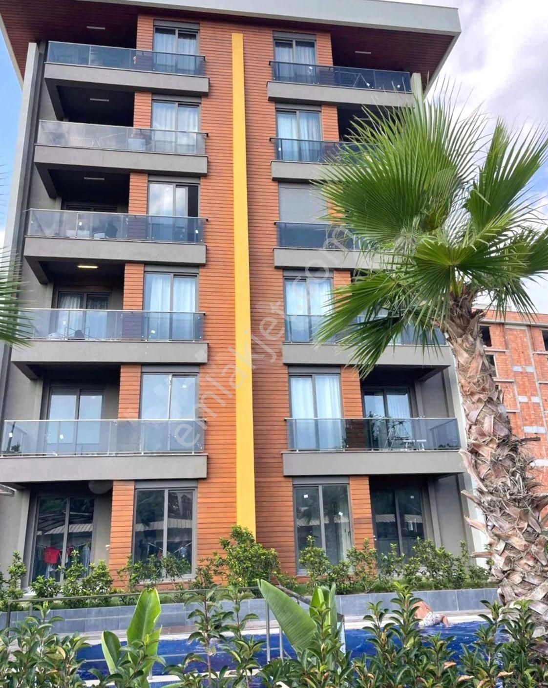 Göksuda Havuzlu Sitede Akıllı Ev Sistemli Geniş 1+1 Arakat - Görsel 3