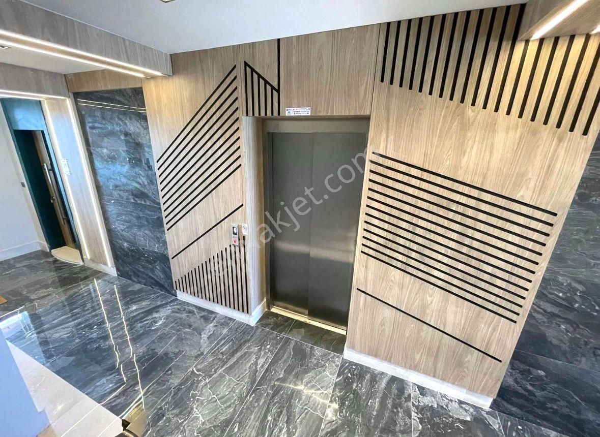 Göksuda Havuzlu Sitede Akıllı Ev Sistemli Geniş 1+1 Arakat - Görsel 12