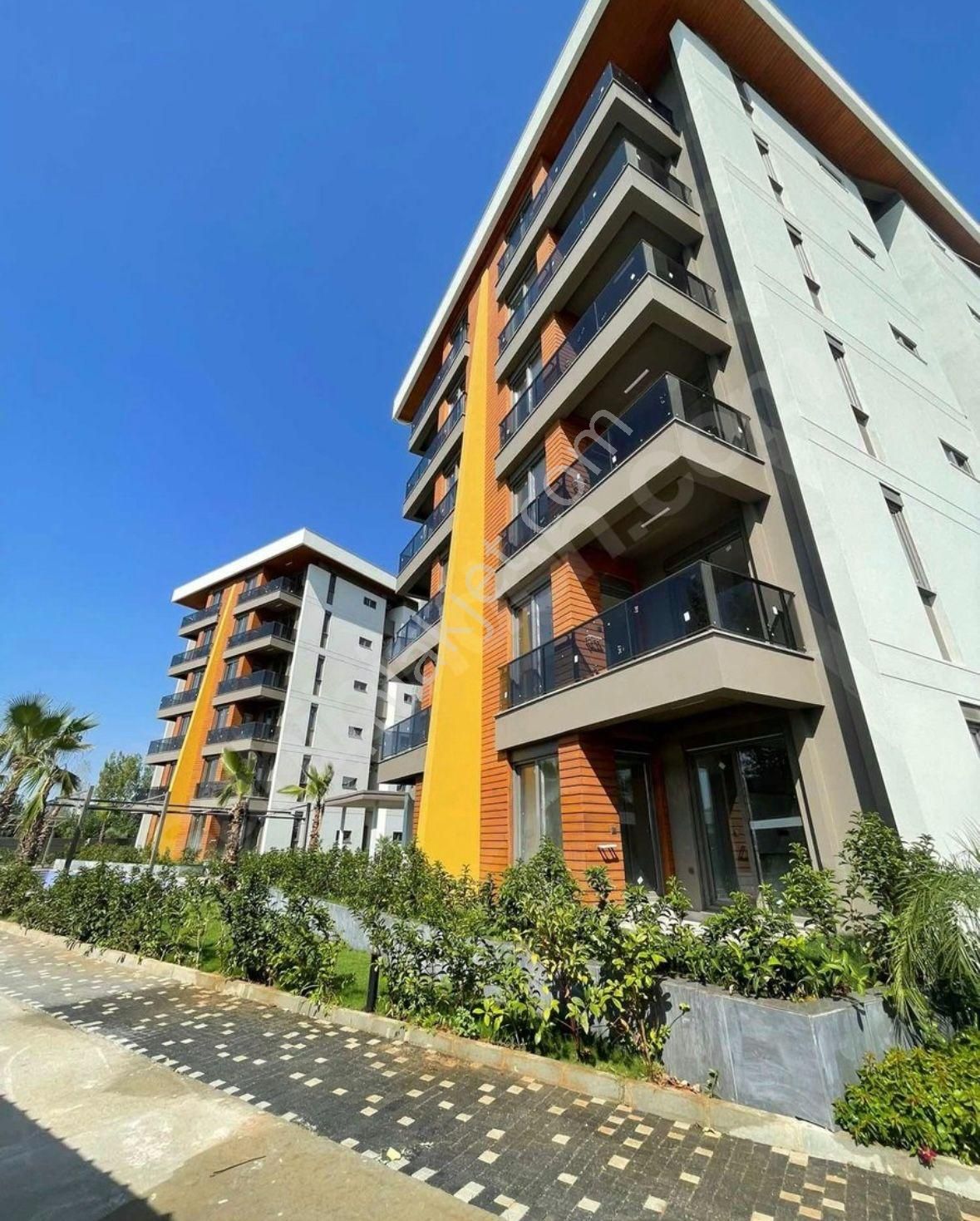 Göksuda Havuzlu Sitede Akıllı Ev Sistemli Geniş 1+1 Arakat - Görsel 15