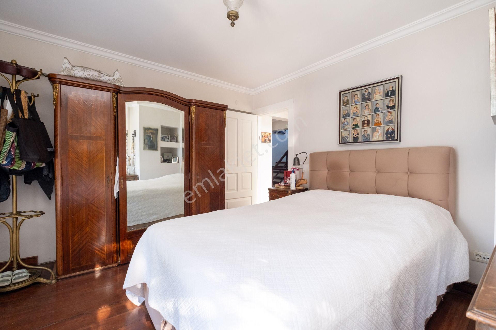 Kanlıca Körfez'de Satılık Bakımlı Yalı - Görsel 16