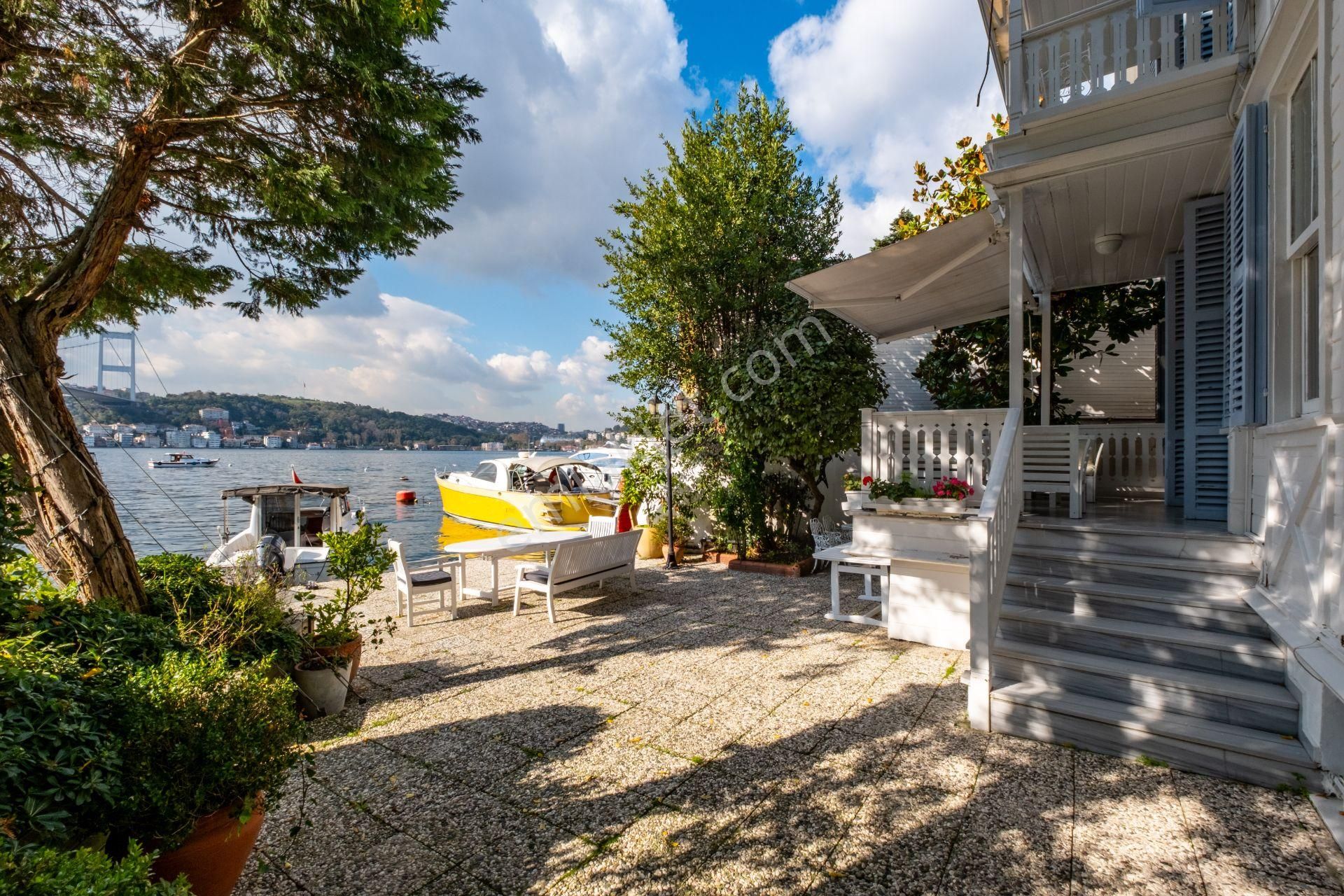 Kanlıca Körfez'de Satılık Bakımlı Yalı - Görsel 10