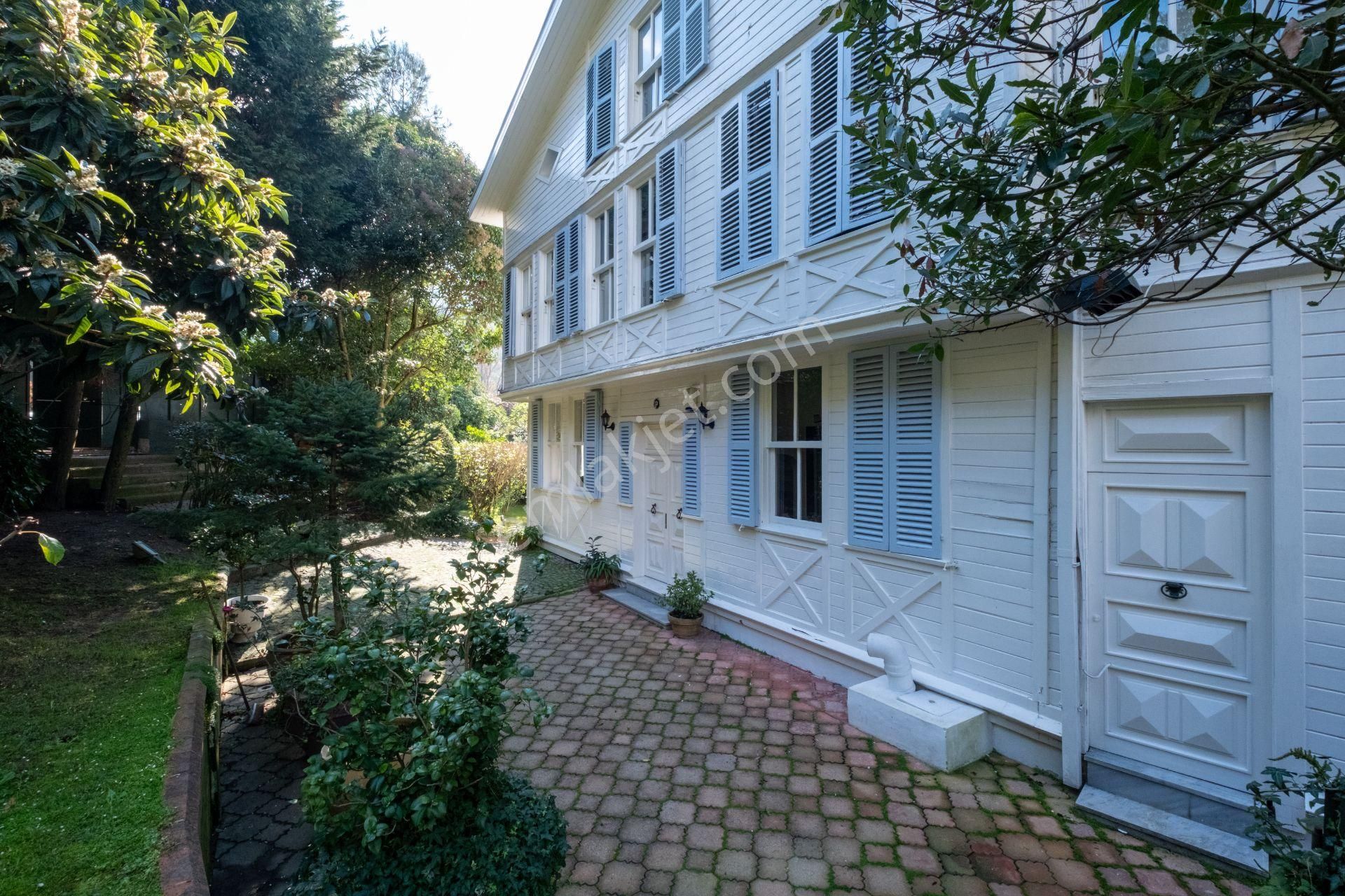 Kanlıca Körfez'de Satılık Bakımlı Yalı - Görsel 9