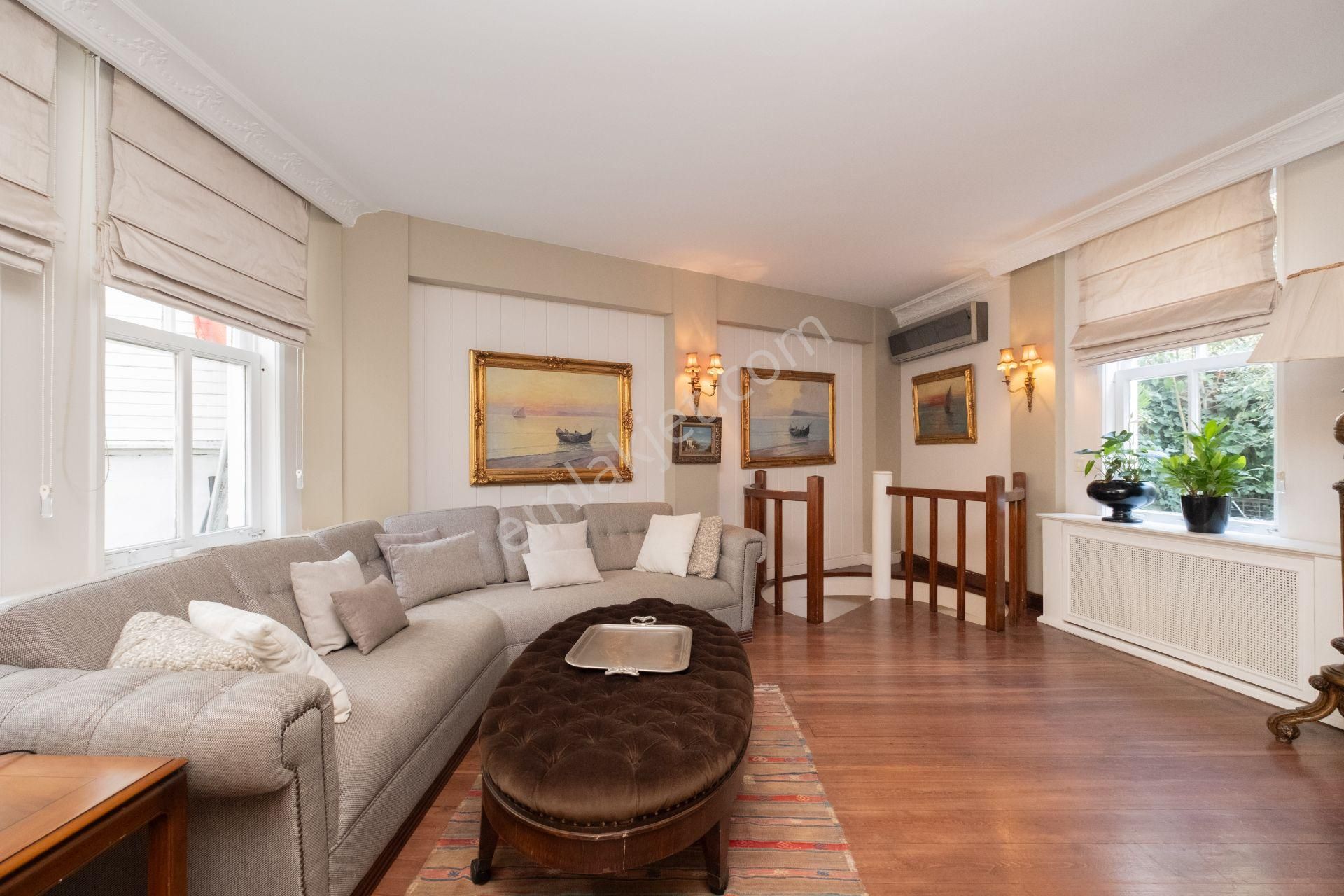 Kanlıca Körfez'de Satılık Bakımlı Yalı - Görsel 22