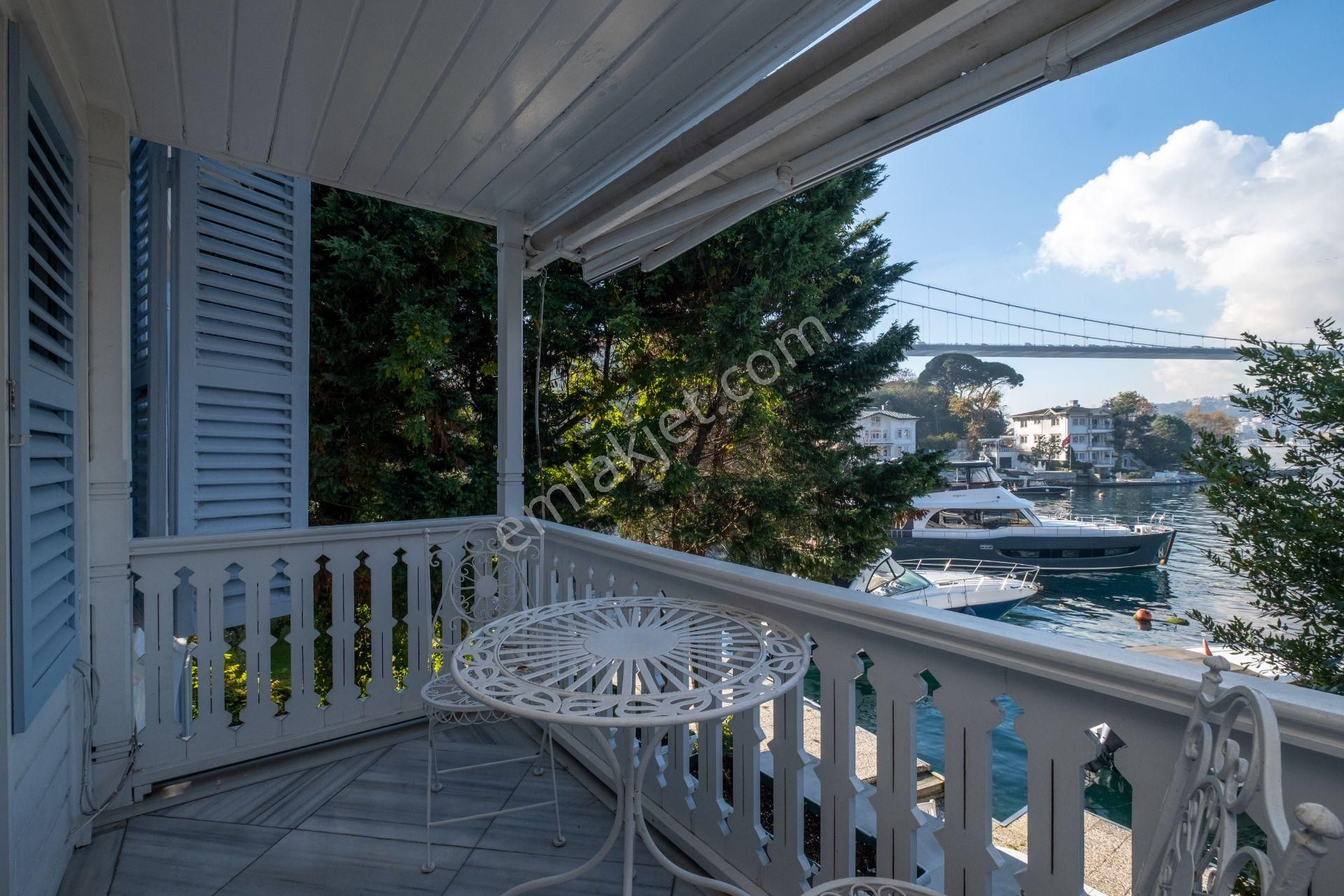 Kanlıca Körfez'de Satılık Bakımlı Yalı - Görsel 11