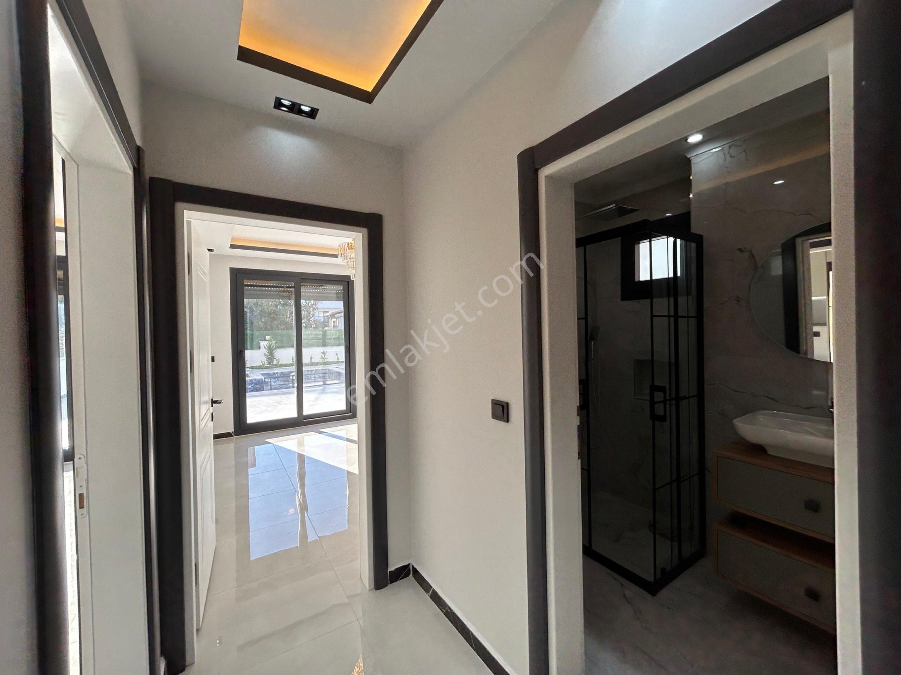 Didim’de Satılık,5+1 Ayrı Mutfak Villa - Görsel 28