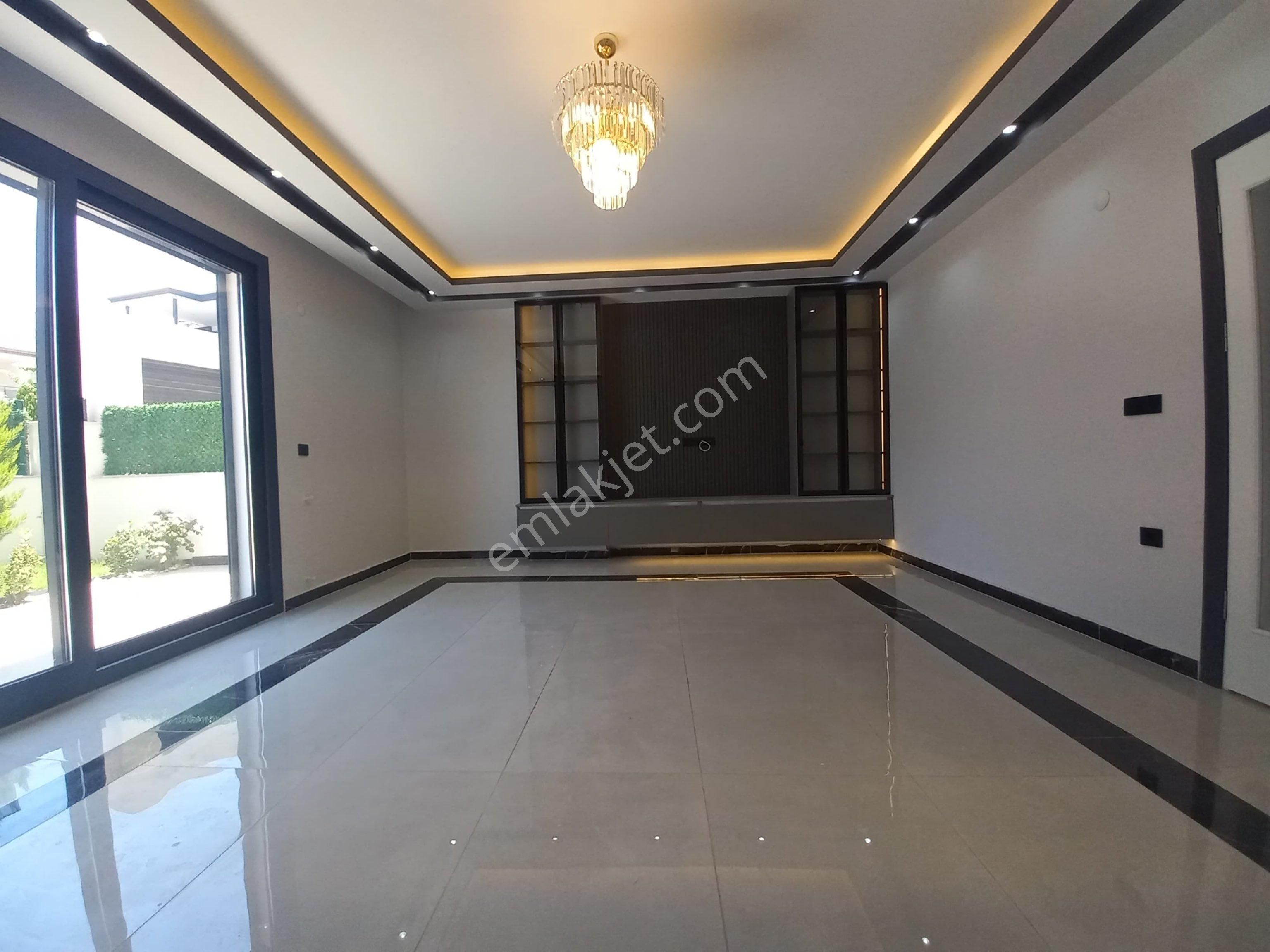 Didim’de Satılık,5+1 Ayrı Mutfak Villa - Görsel 8