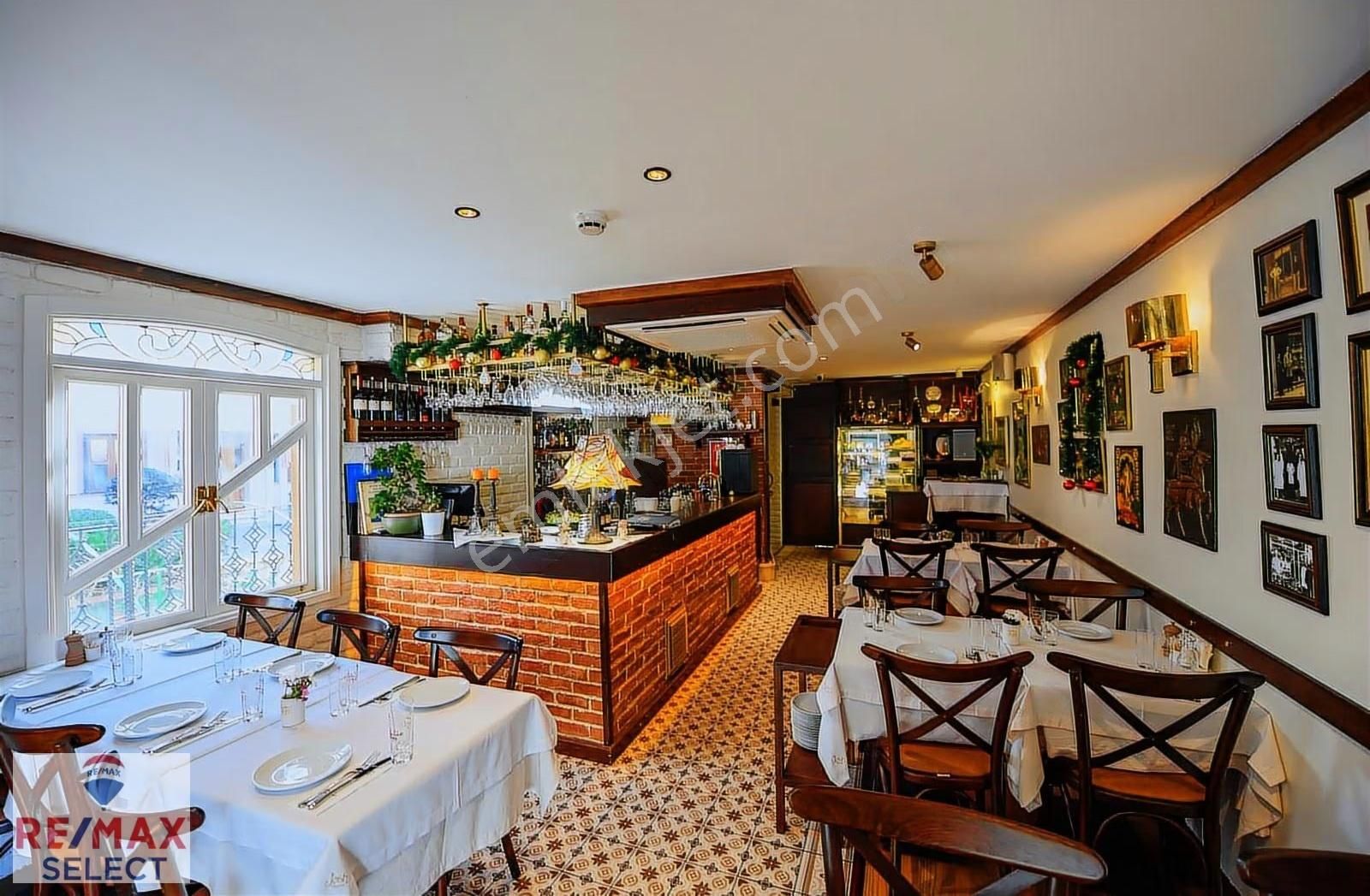 Remax Billur Bakan'dan Yeşilköy'de Satılık Emsalsiz Ticari Villa - Görsel 14