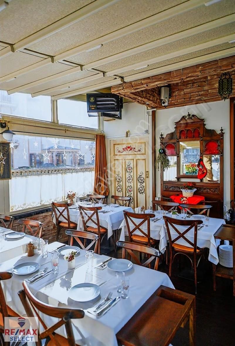 Remax Billur Bakan'dan Yeşilköy'de Satılık Emsalsiz Ticari Villa - Görsel 11