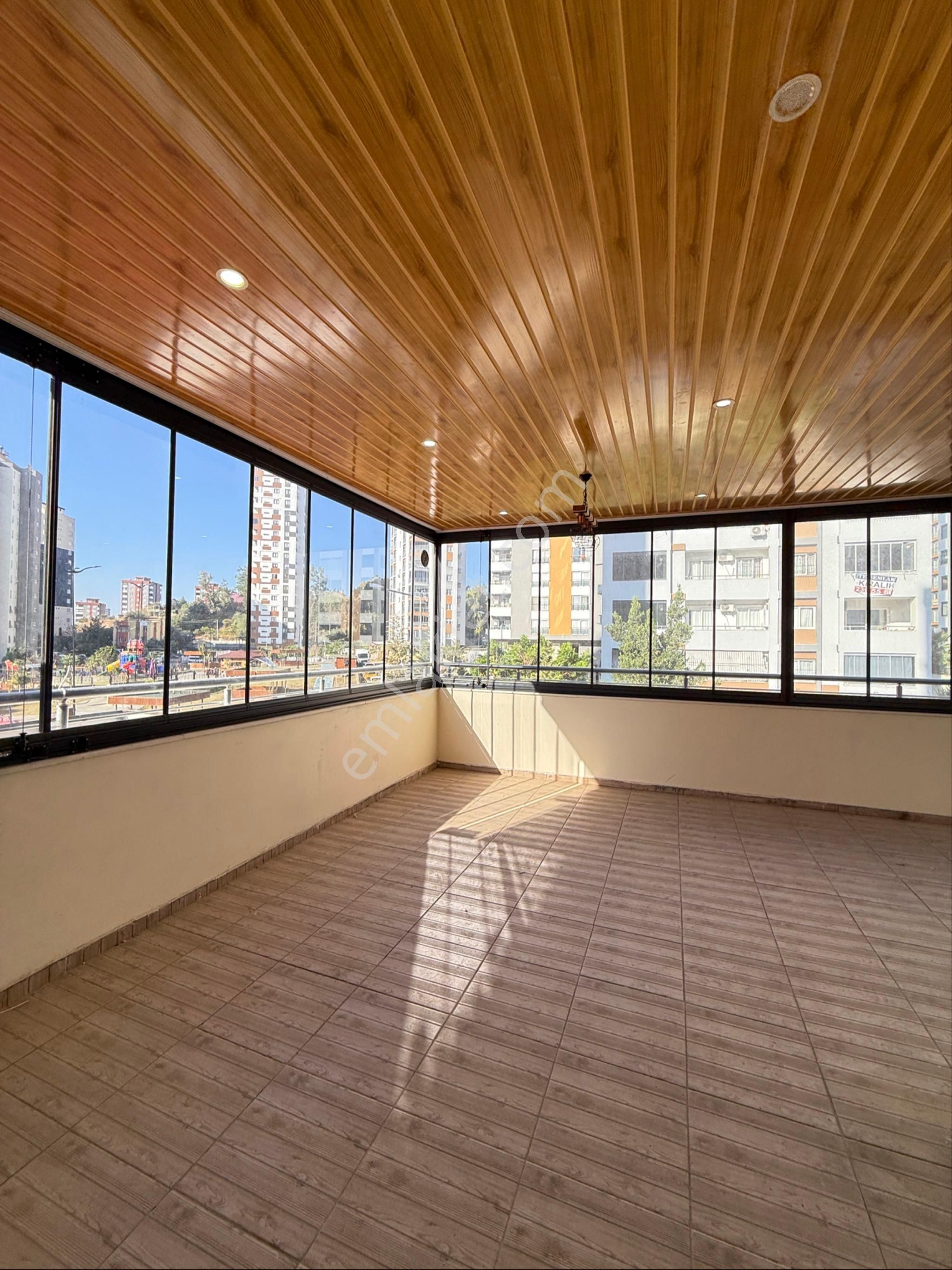 Remint’den Yüzüncü Yıl Mahallesinde 2+1 Kapalı Mutfak Çift Banyo Teraslı Direk Hasarsız Satılık!!! - Görsel 12