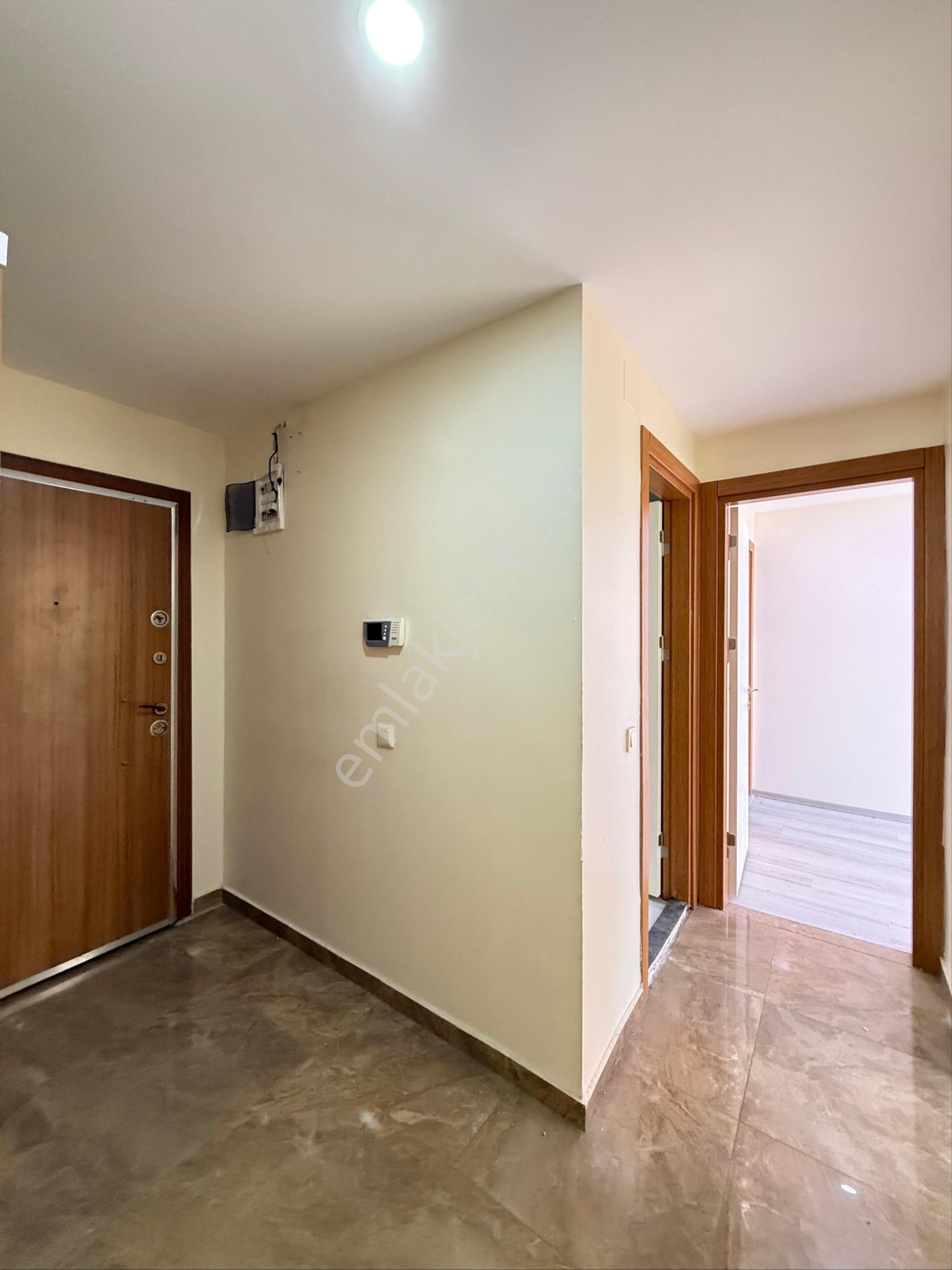 Remint’den Yüzüncü Yıl Mahallesinde 2+1 Kapalı Mutfak Çift Banyo Teraslı Direk Hasarsız Satılık!!! - Görsel 9