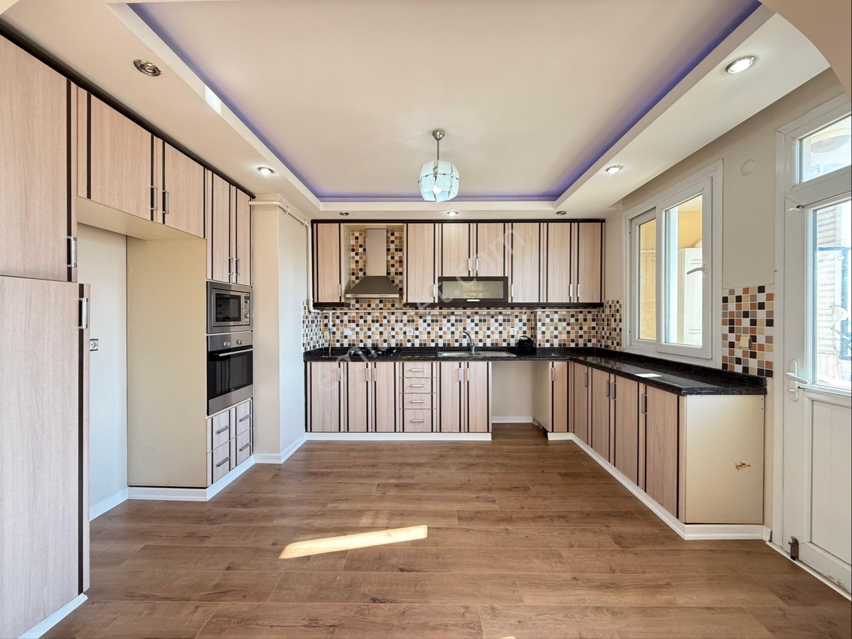 Remint’den İller Bankası Mahfesiğmaz Mahallesi 3+1 Açık Mutfak Çift Banyo Giyinme Odalı Hasarsız!!!