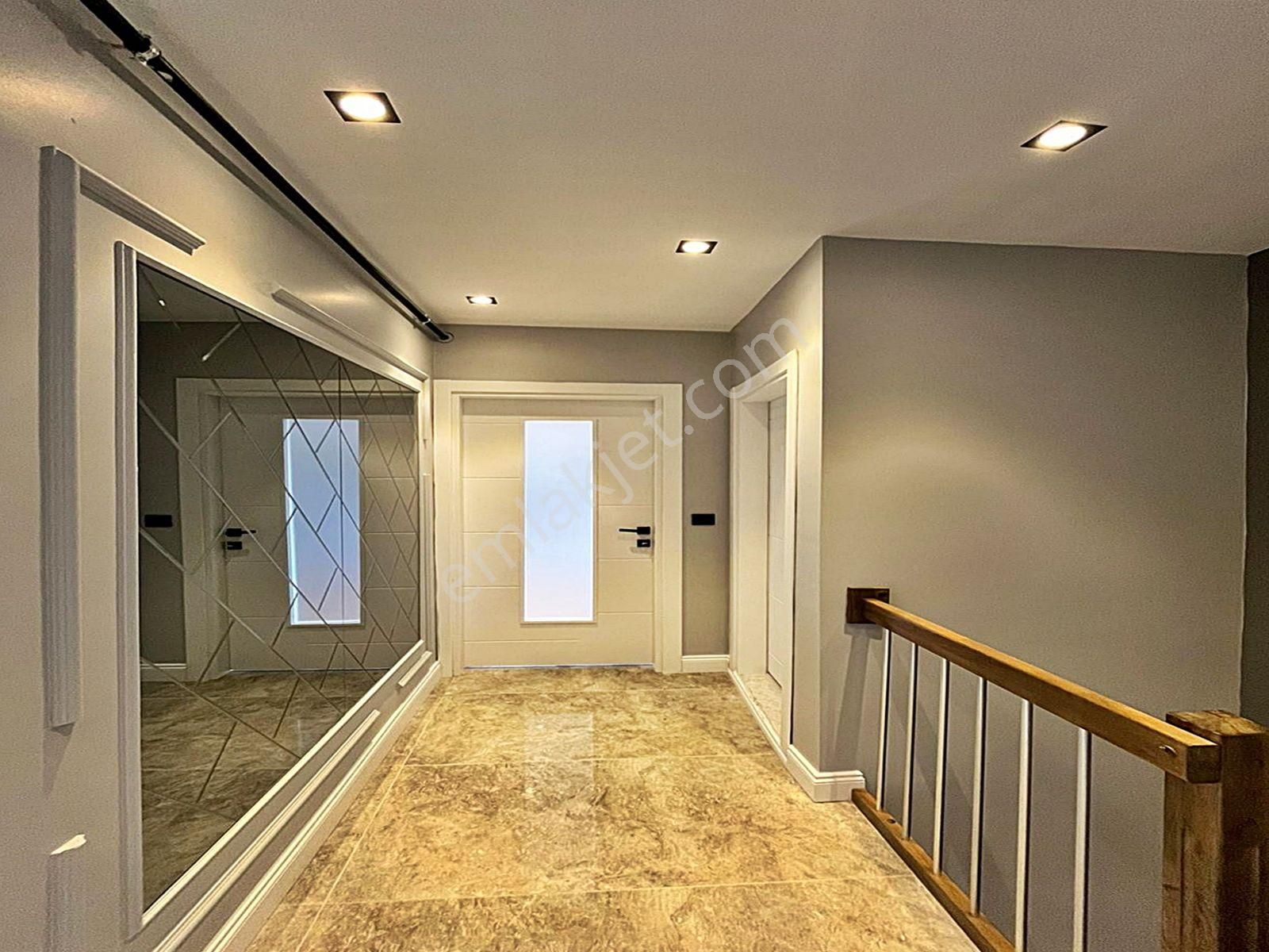 Cadde34 Yapı'dan Beylikdüzü'nde Kapalı Otoparklı Sıfır 3+2 Full Dekorlu Teraslı Satılık Dubleks