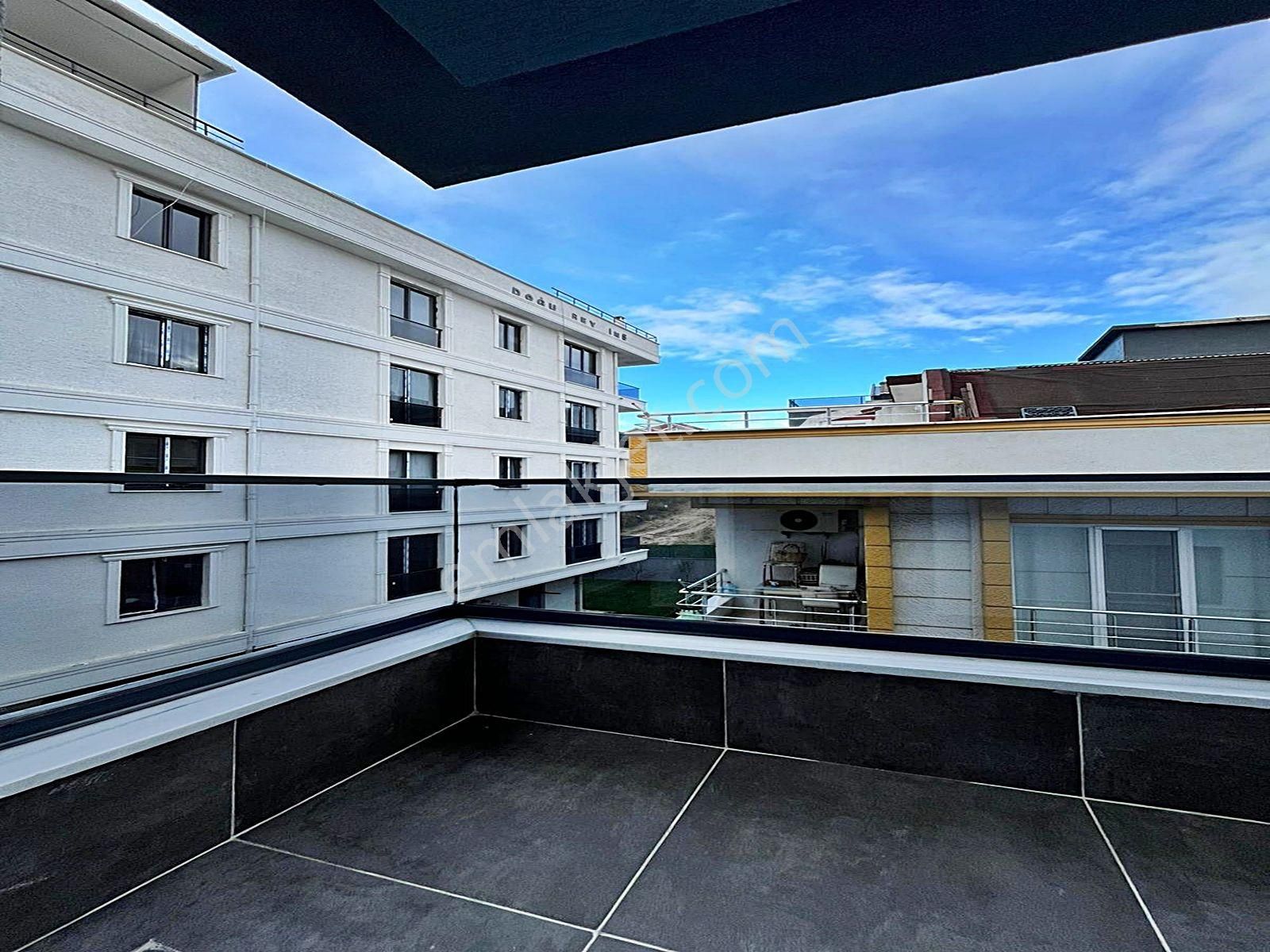 Cadde34 Yapı'dan Beylikdüzü'nde Kapalı Otoparklı Sıfır 3+2 Full Dekorlu Teraslı Satılık Dubleks - Görsel 7