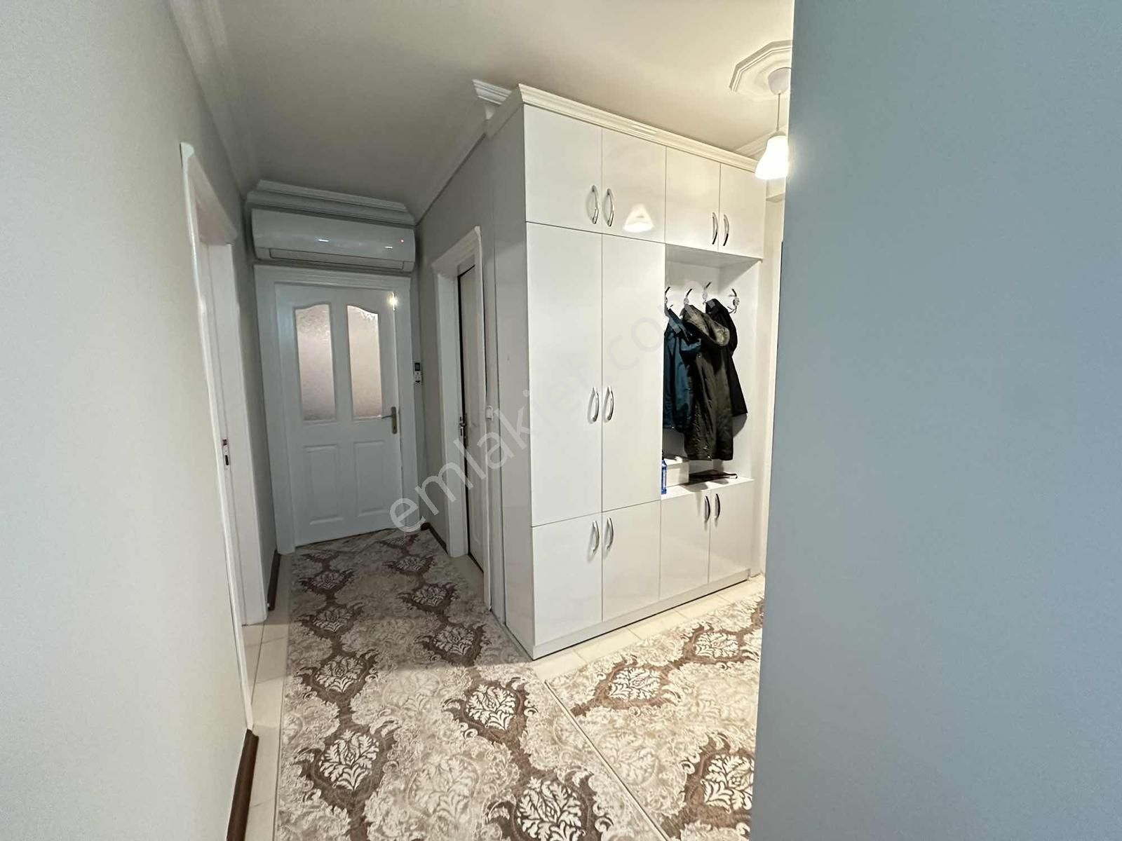 Yenigün'de Cadde Üstü Asansörlü Ara Katta 3+1 Tek Yetkili Daire - Görsel 14