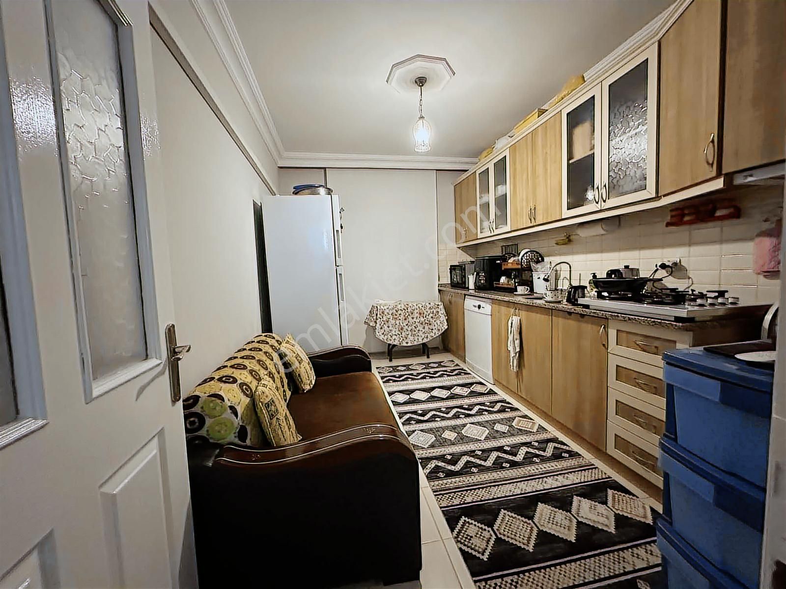 Yenigün'de Cadde Üstü Asansörlü Ara Katta 3+1 Tek Yetkili Daire - Görsel 6