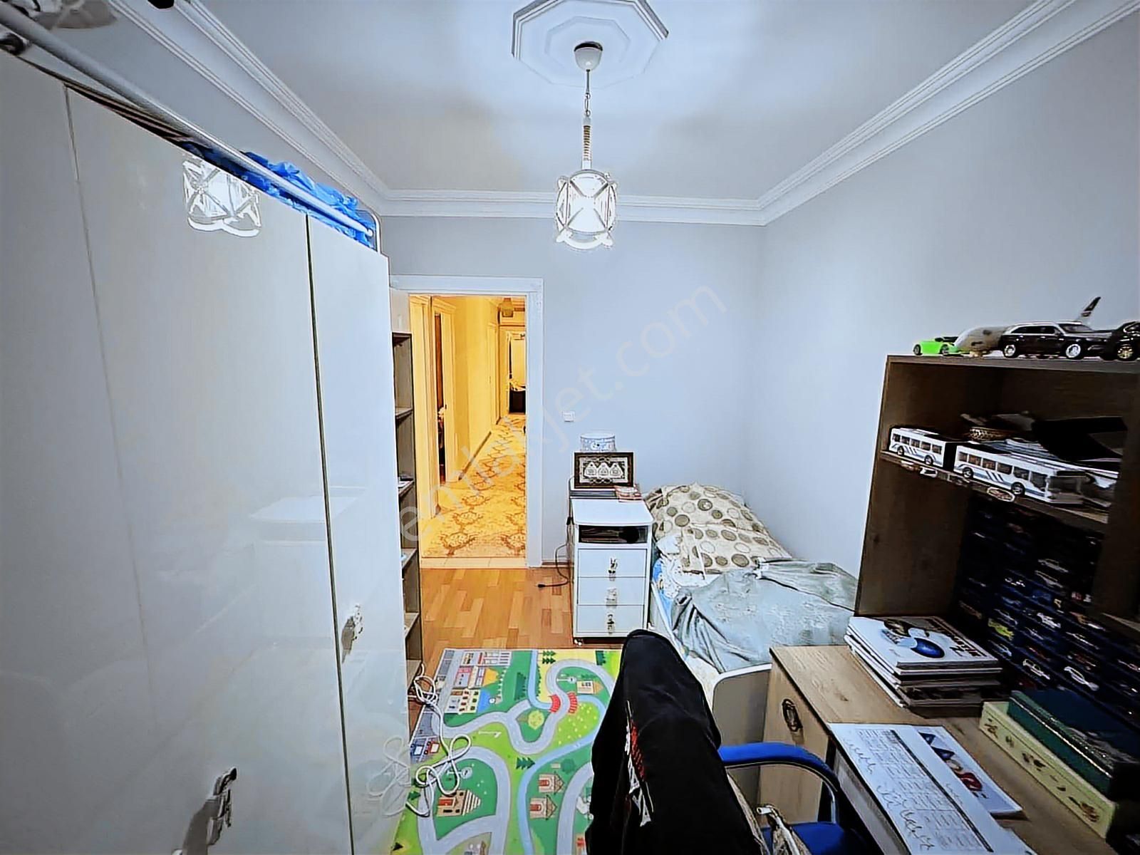 Yenigün'de Cadde Üstü Asansörlü Ara Katta 3+1 Tek Yetkili Daire - Görsel 10