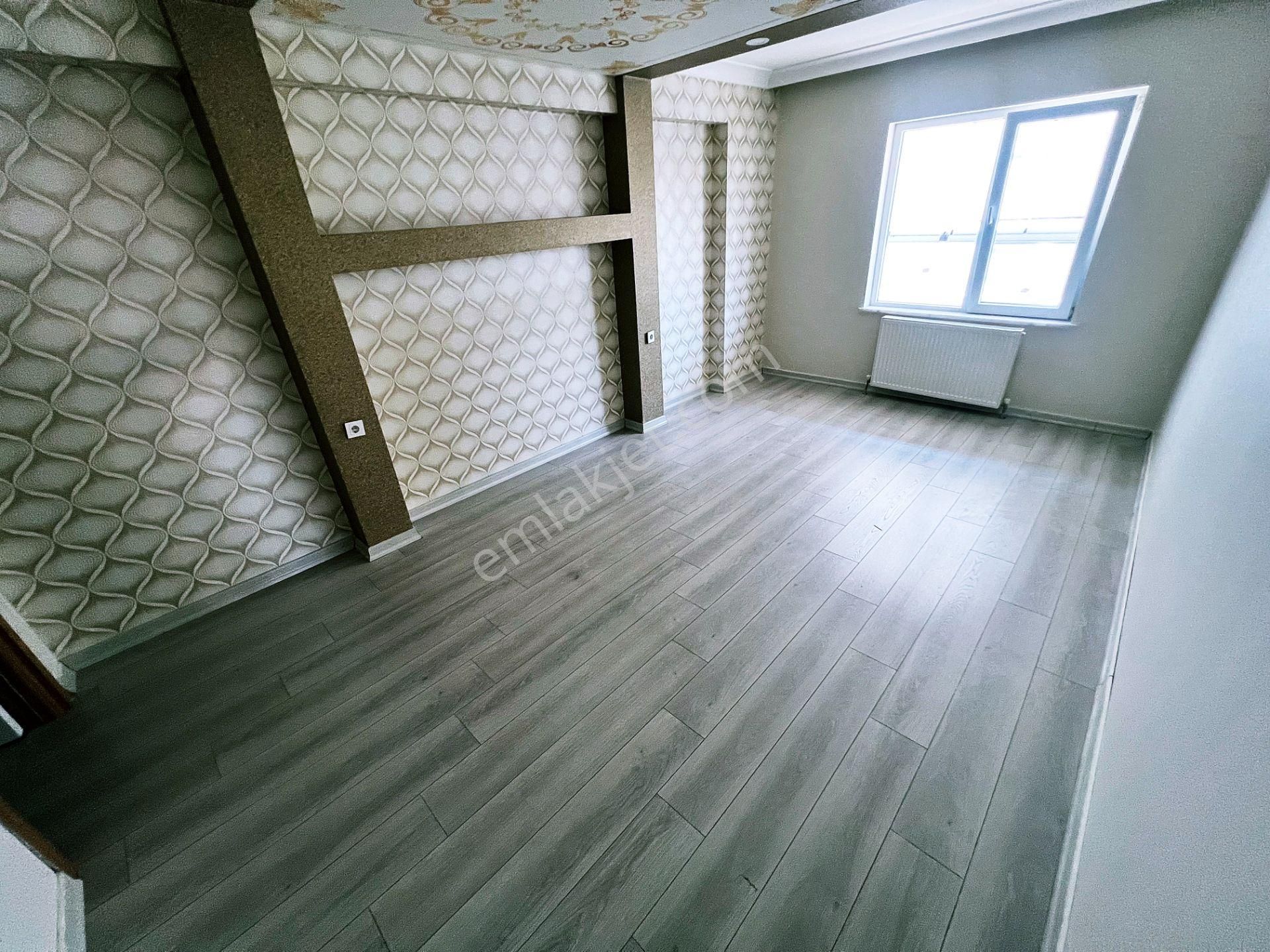 Sancaktepe Merkezde Sarıkamış Ve Salı Pazarı Yanı 4+1 Ful Yapılı - Görsel 26