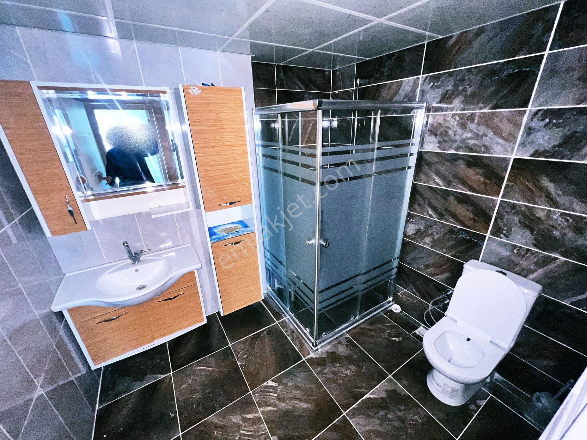 Sancaktepe Merkezde Sarıkamış Ve Salı Pazarı Yanı 4+1 Ful Yapılı - Görsel 32