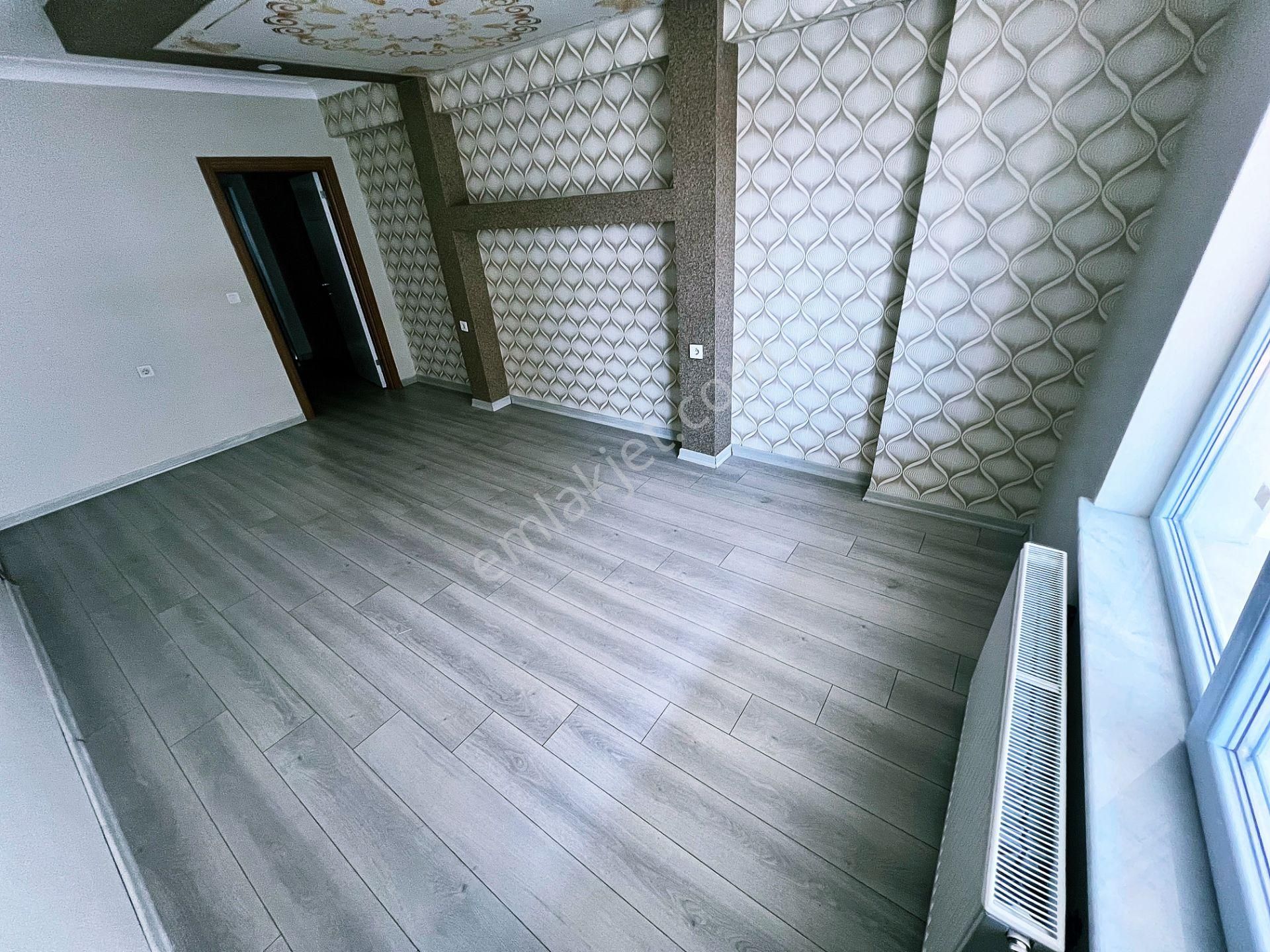 Sancaktepe Merkezde Sarıkamış Ve Salı Pazarı Yanı 4+1 Ful Yapılı - Görsel 29