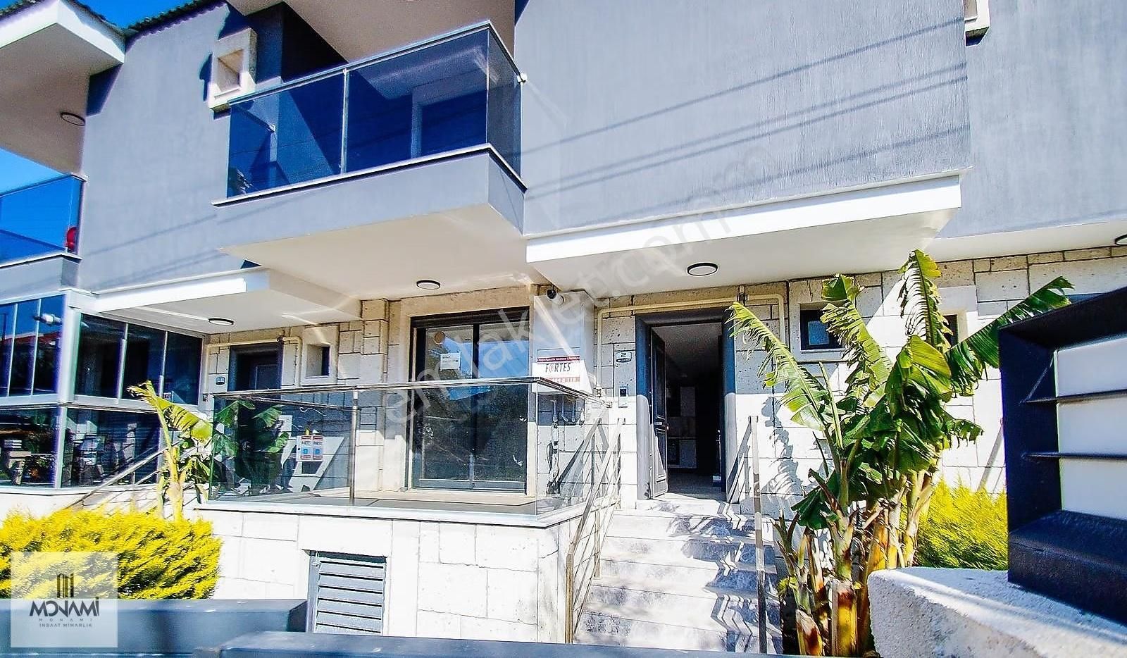 Çeşmealtında Sıfır 4+1 173m2 Teraslı Triplex Deniz 100mt - Görsel 16