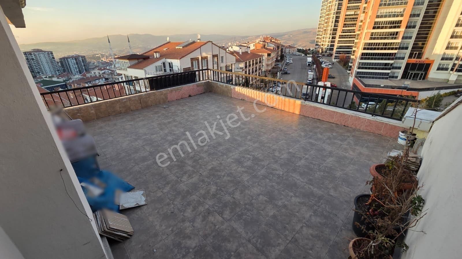 K.ören Sancaktepe Mah. Teras Kat 6+1 Satılık Daire - Görsel 32