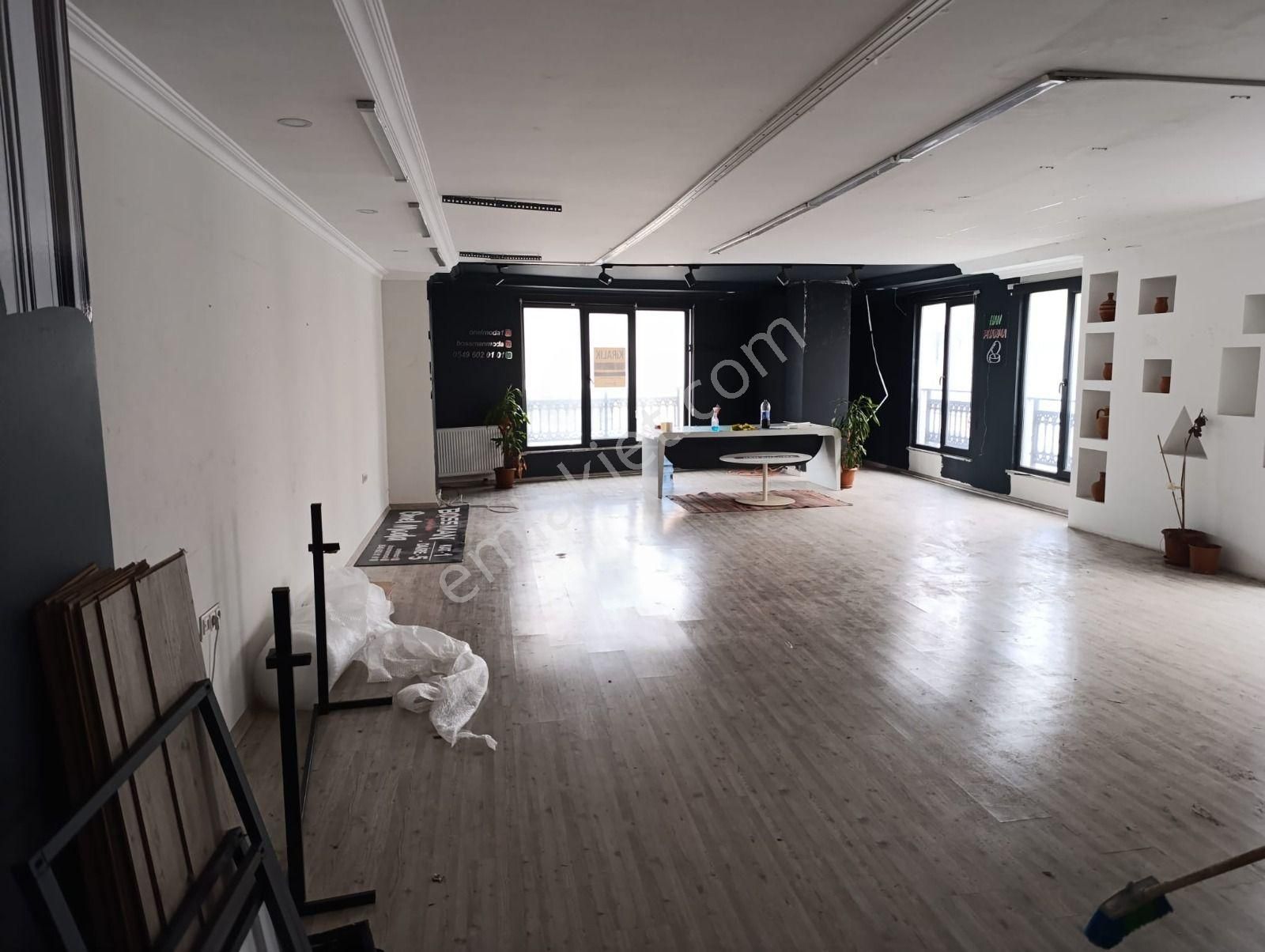 Özgür İnşaat'tan 105m2 Temiz Yeni Kiralık Home Ofis
