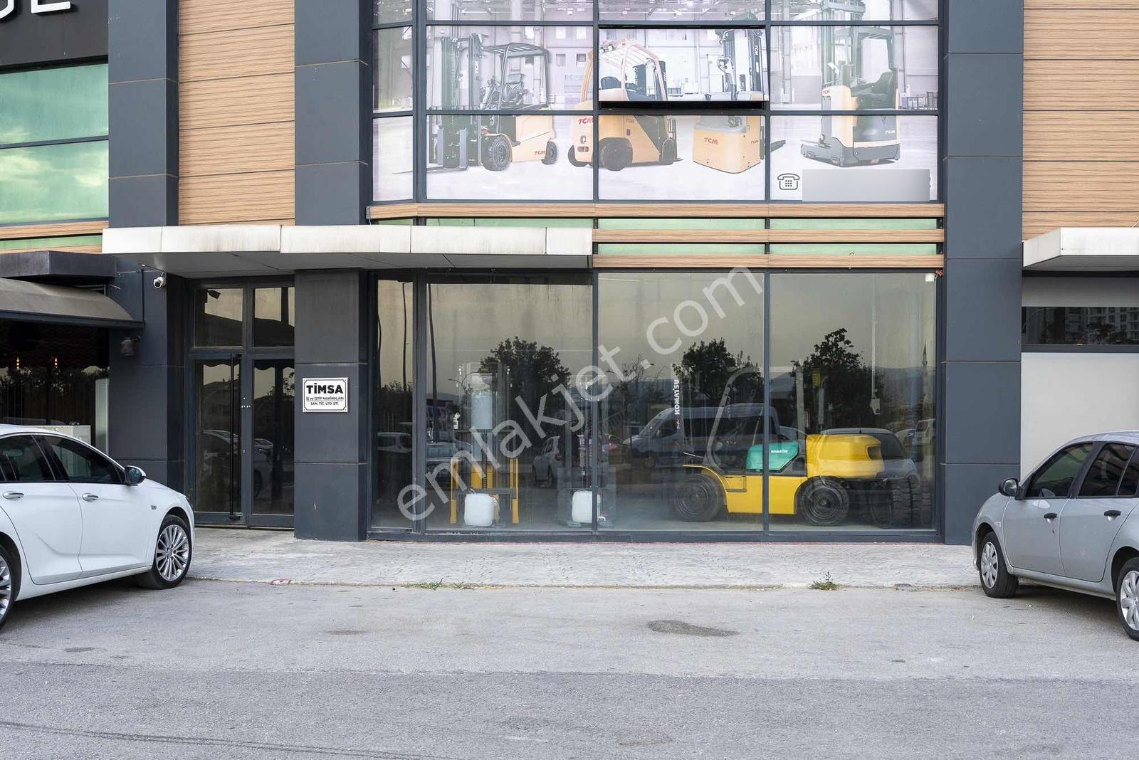 Cb Black'tan 23 Nisan Cadde Üzeri Emsalsiz Dükkan - Görsel 11