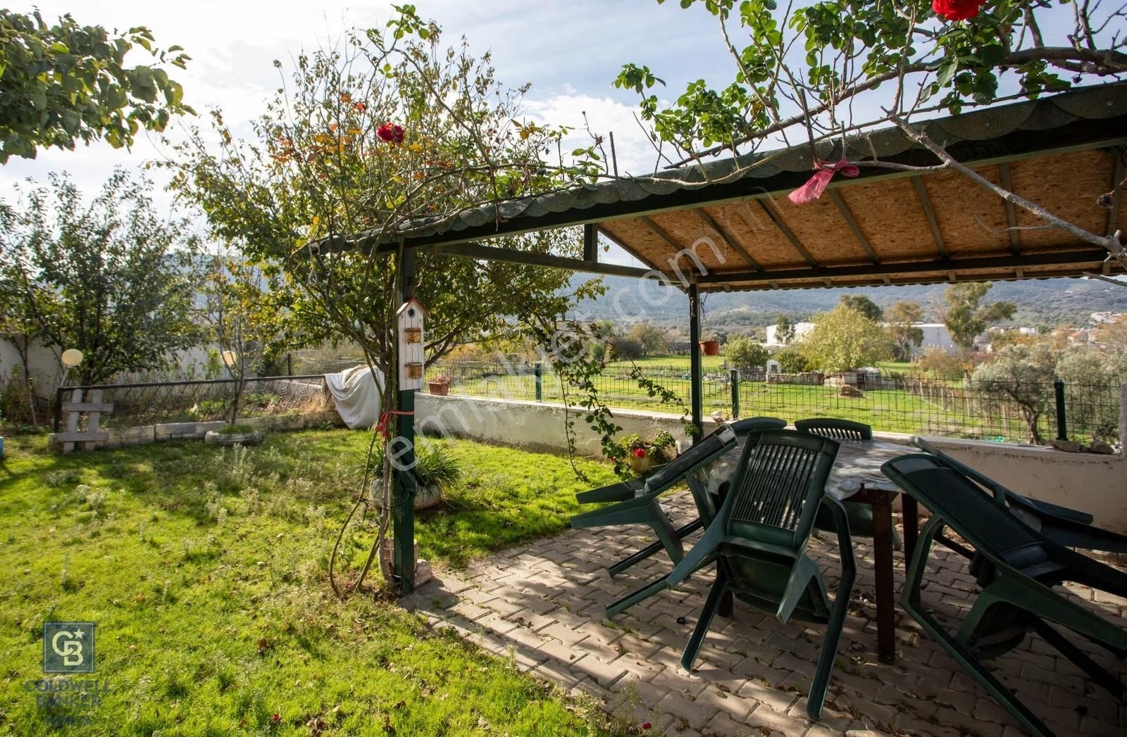 Foça Cumhuriyet Mah. Satılık 6+2 Müstakil Tripleks Villa - Görsel 16