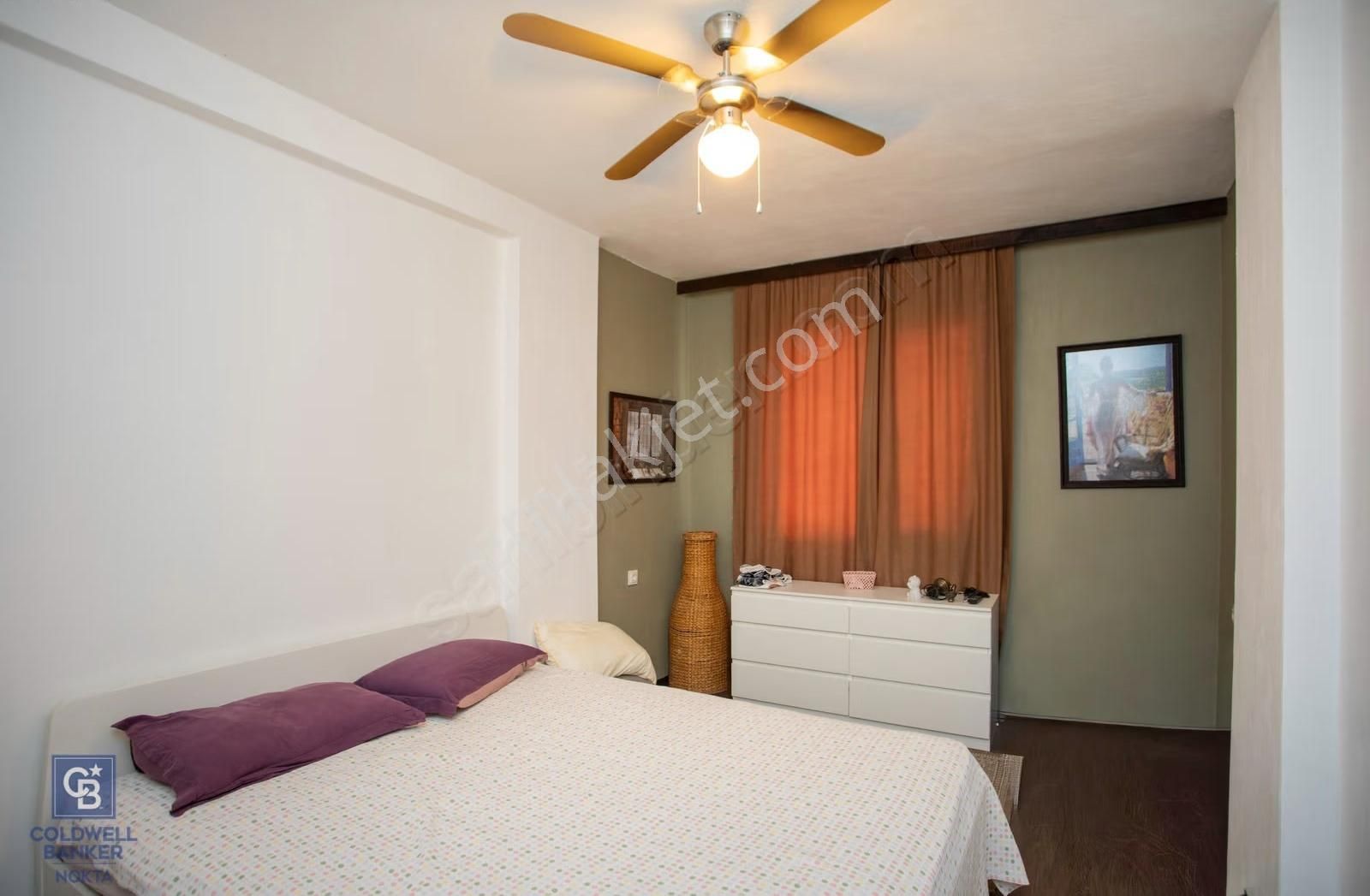 Foça Cumhuriyet Mah. Satılık 6+2 Müstakil Tripleks Villa - Görsel 26