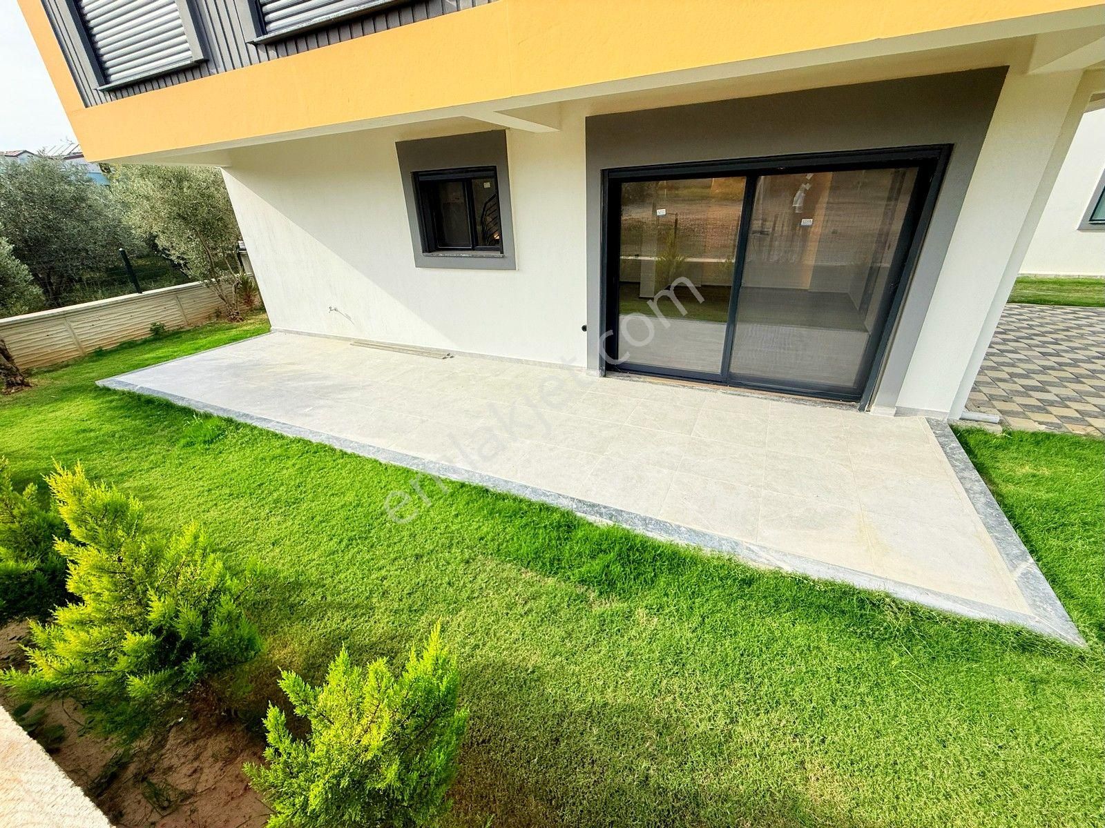Kuşadası Satılık Davutlarda Havuzlu Sitede 3+1 Villa - Görsel 5