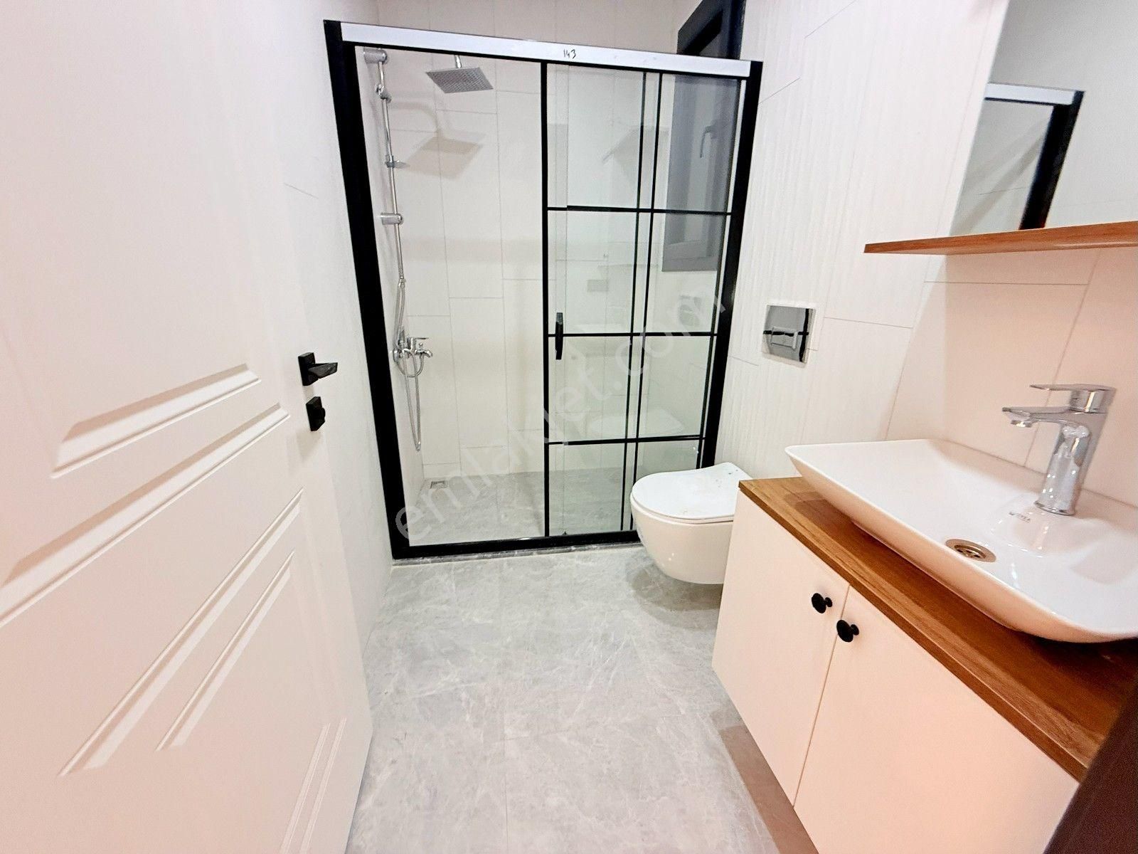 Kuşadası Satılık Davutlarda Havuzlu Sitede 3+1 Villa - Görsel 32