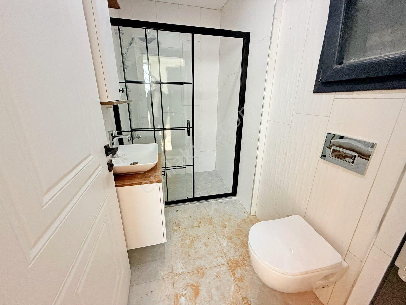 Kuşadası Satılık Davutlarda Havuzlu Sitede 3+1 Villa - Görsel 35