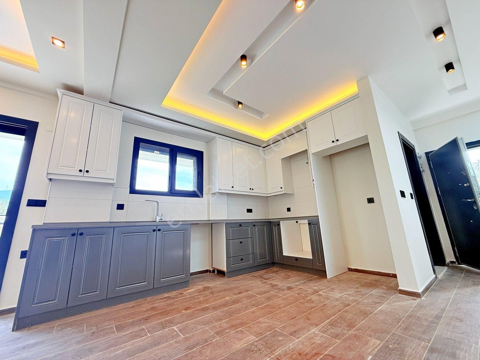 Kuşadası Satılık Davutlarda Havuzlu Sitede 3+1 Villa - Görsel 27