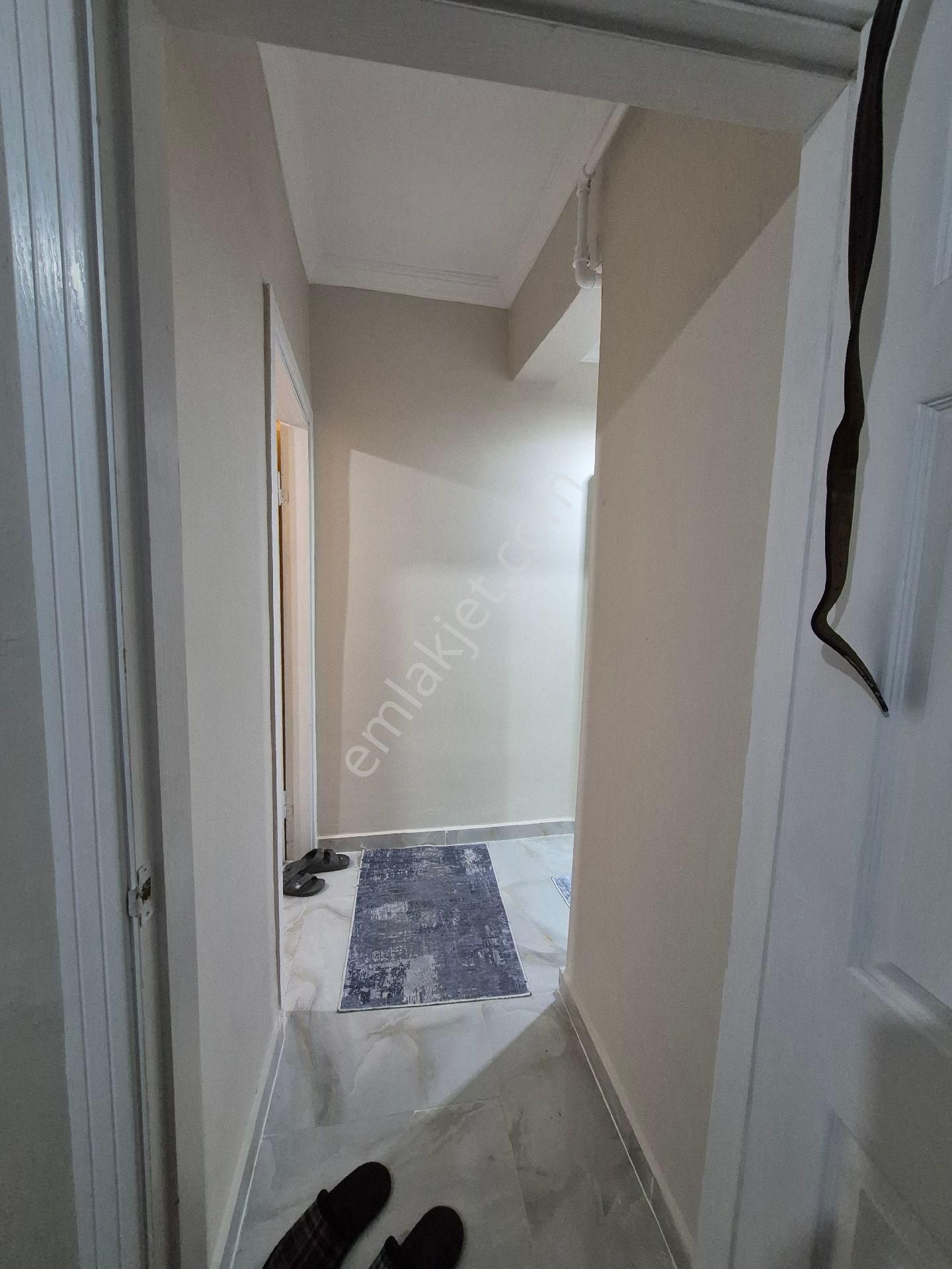 Fatih İskenderpaşa Mahallesinde Kiralık 1+1 - Görsel 3