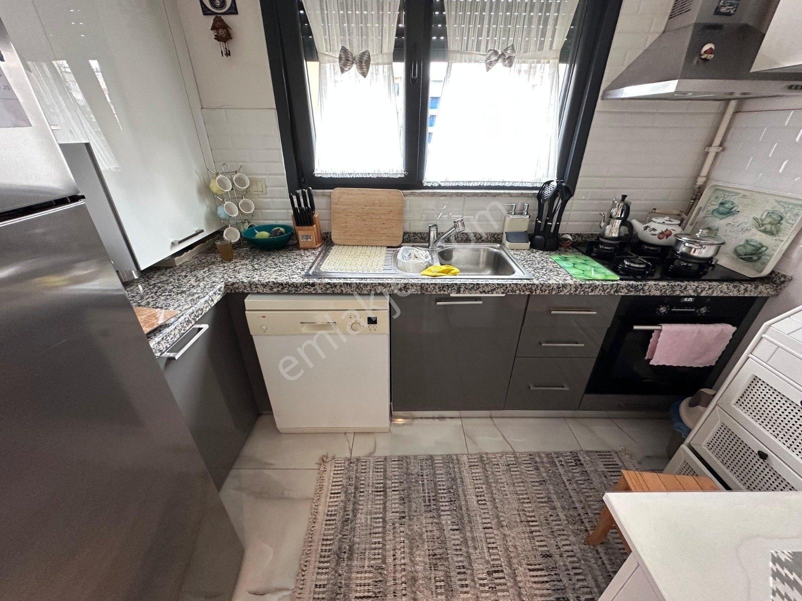 Kozyatağın'da Central Hospital Yakın Yeni Binada Ebevenyli Balko - Görsel 10