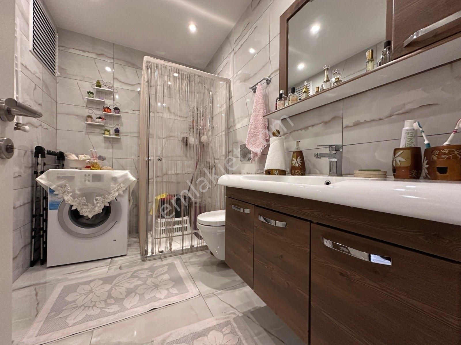 Kozyatağın'da Central Hospital Yakın Yeni Binada Ebevenyli Balko - Görsel 24