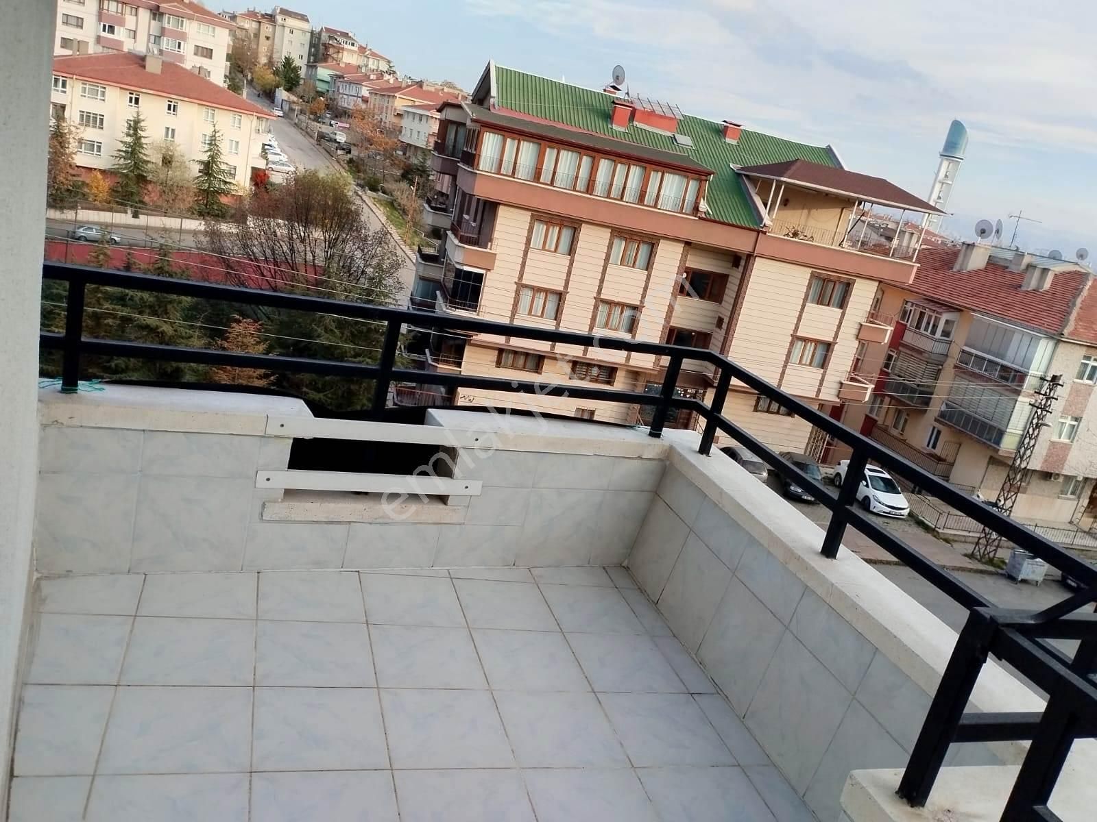 Uzman Emlak'dan Yunusemre Cadde'sinde Orta Katta Bağımsız Yapılı 3+1 Daire - Görsel 15