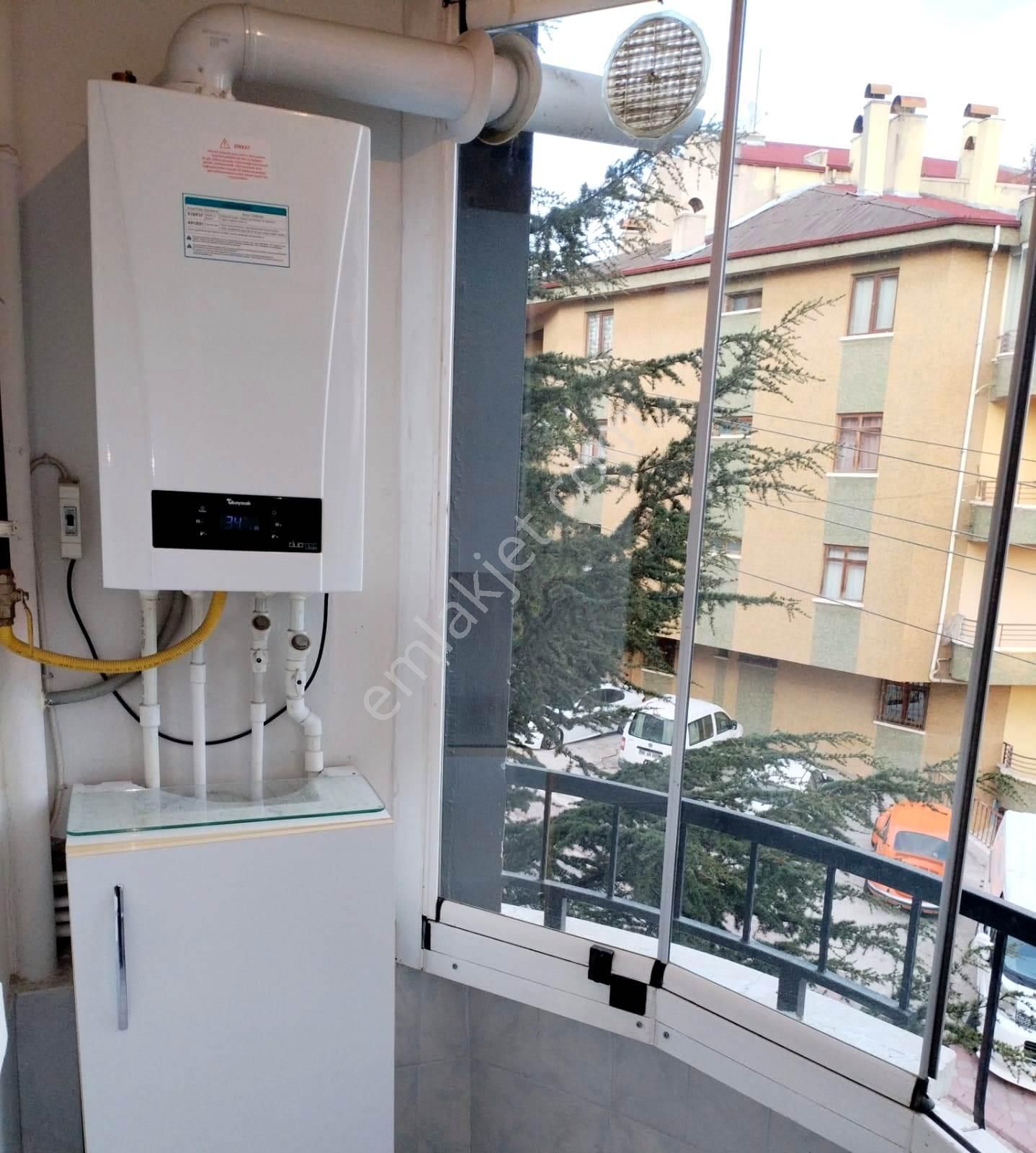 Uzman Emlak'dan Yunusemre Cadde'sinde Orta Katta Bağımsız Yapılı 3+1 Daire - Görsel 14