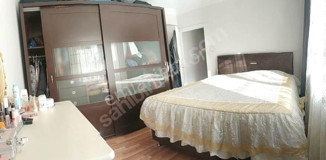 Uzman Emlak'dan Yunusemre Cadde'sinde Orta Katta Bağımsız Yapılı 3+1 Daire - Görsel 6