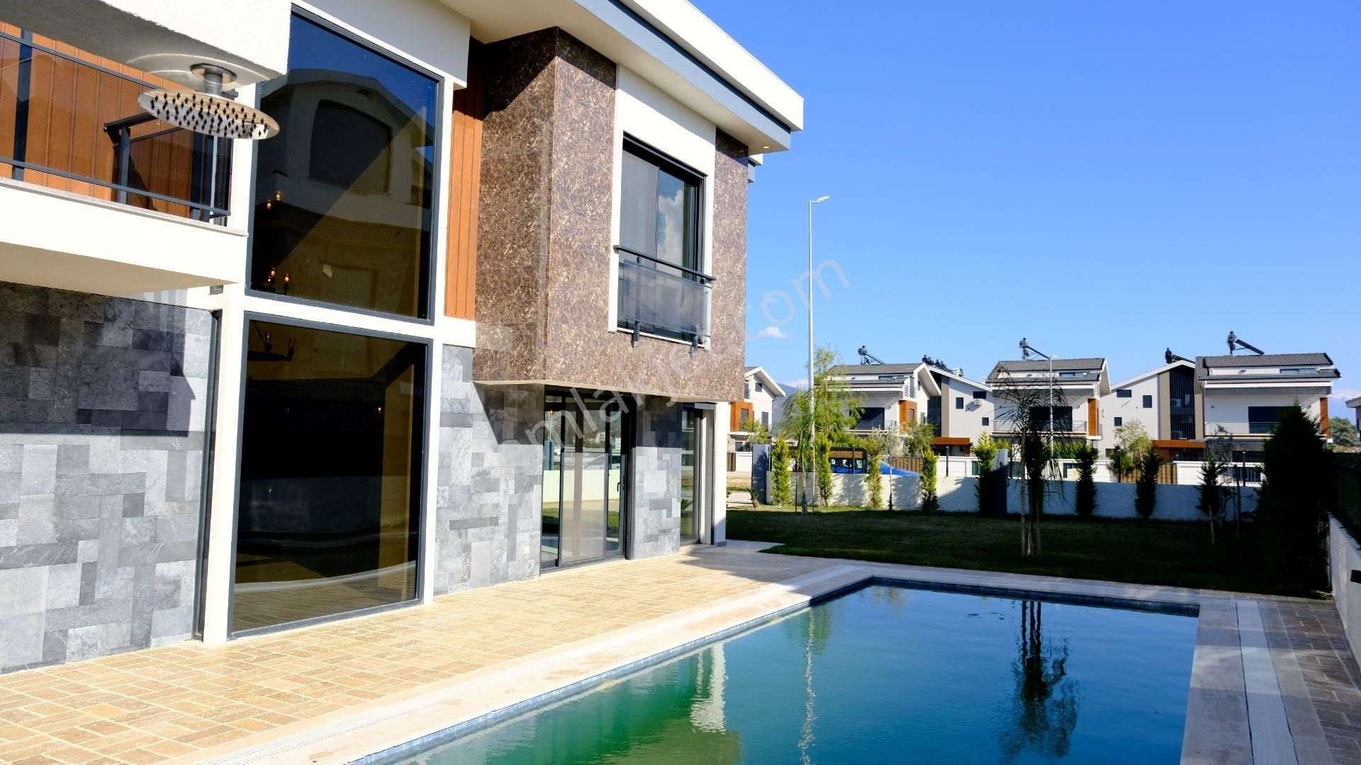 Galaksi Villaları - 280 M2 - 4+1 - Özel Havuzlu - Görsel 28