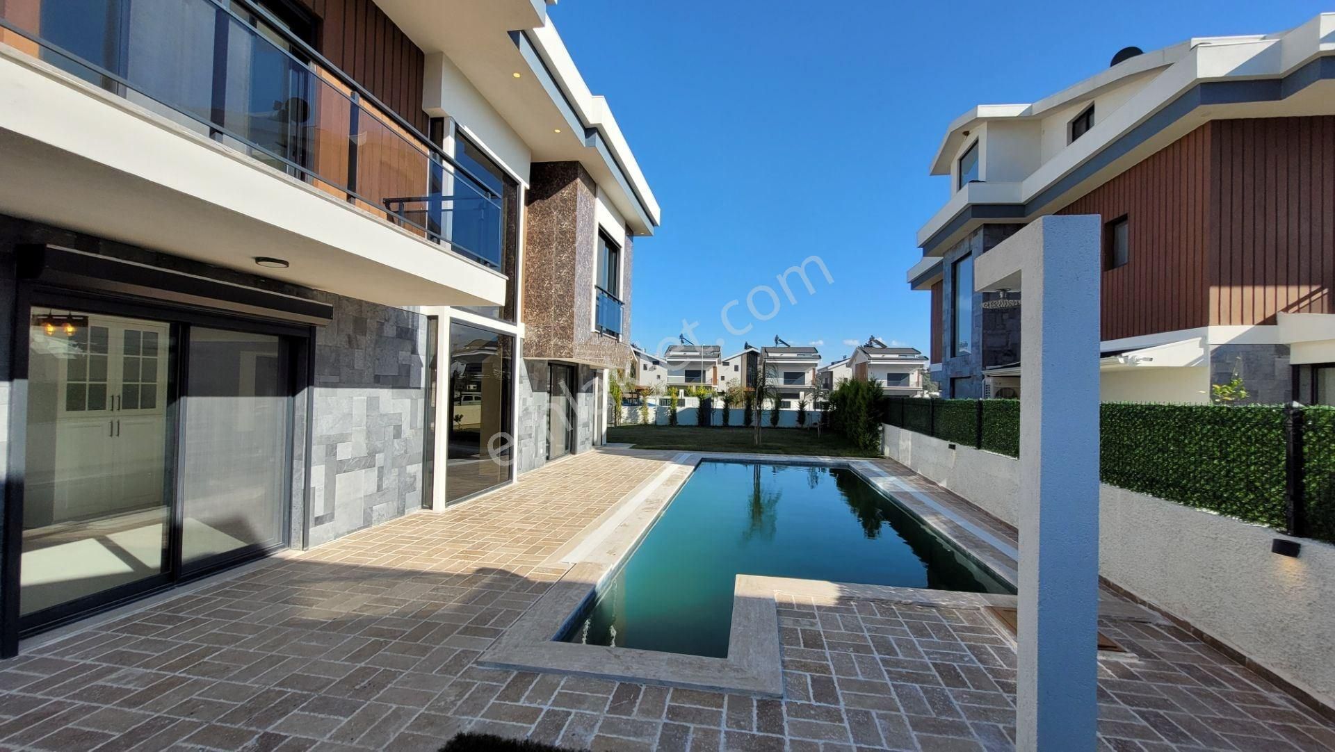 Galaksi Villaları - 280 M2 - 4+1 - Özel Havuzlu - Görsel 13