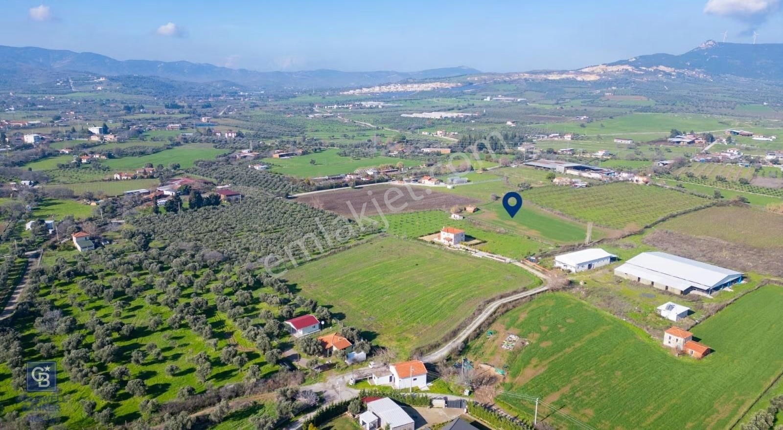 Foça Bağarası Hacıveli Mahallesinde Merkeze Yakın Satılık Tarla - Görsel 29