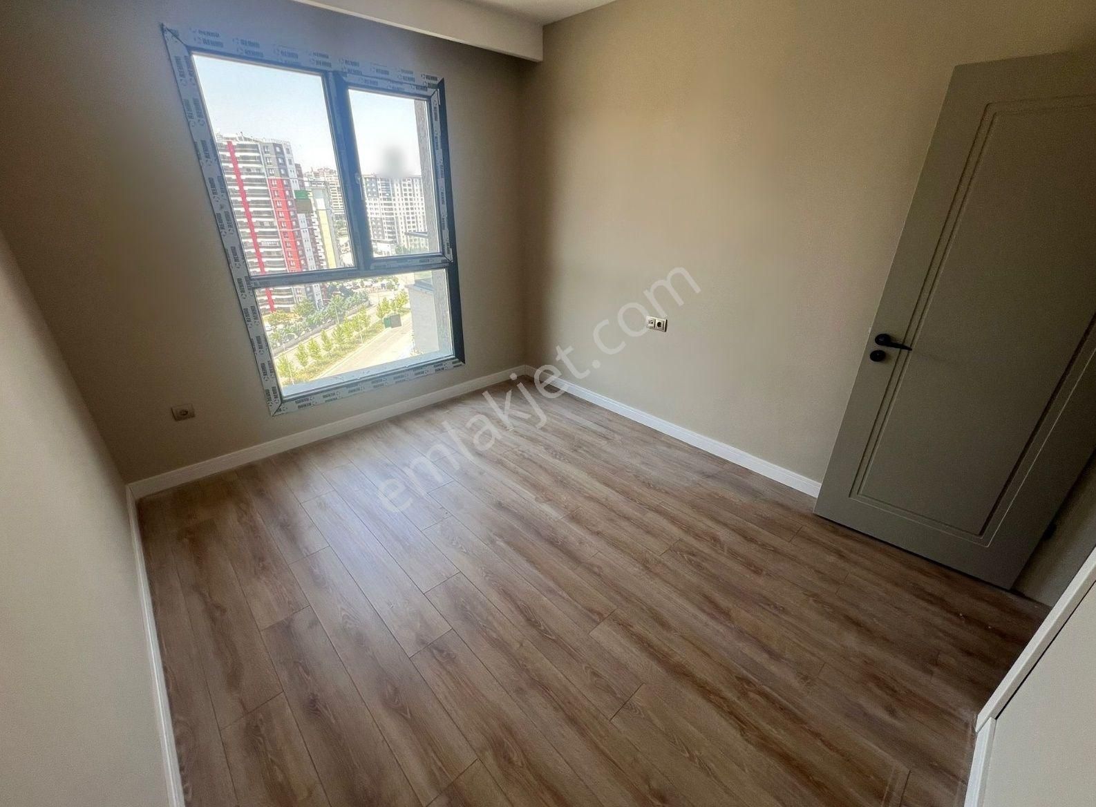 Cumhuriyet Mah. İst Yolu Metro Dibi Atk Sitesi 1+1 Satılık Daire - Görsel 8