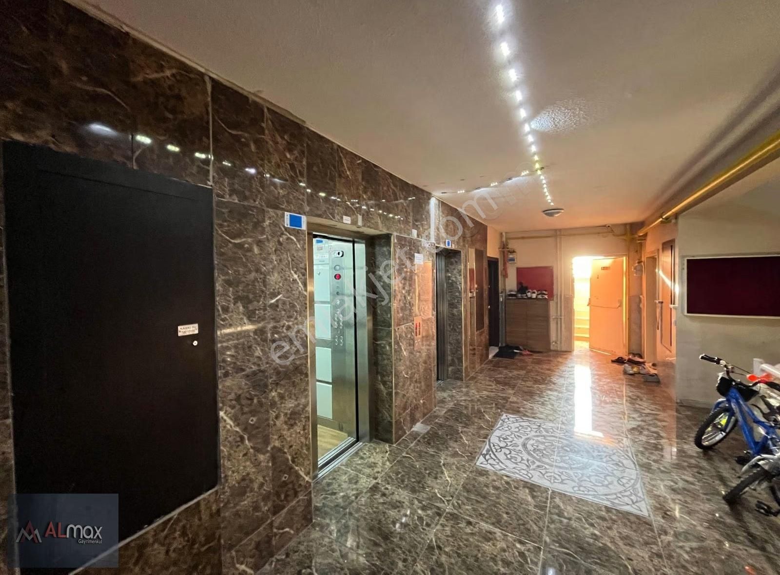 Demokrasi Tokide 3+1 Satlık 5 Bölgede 132 Daire - Görsel 9