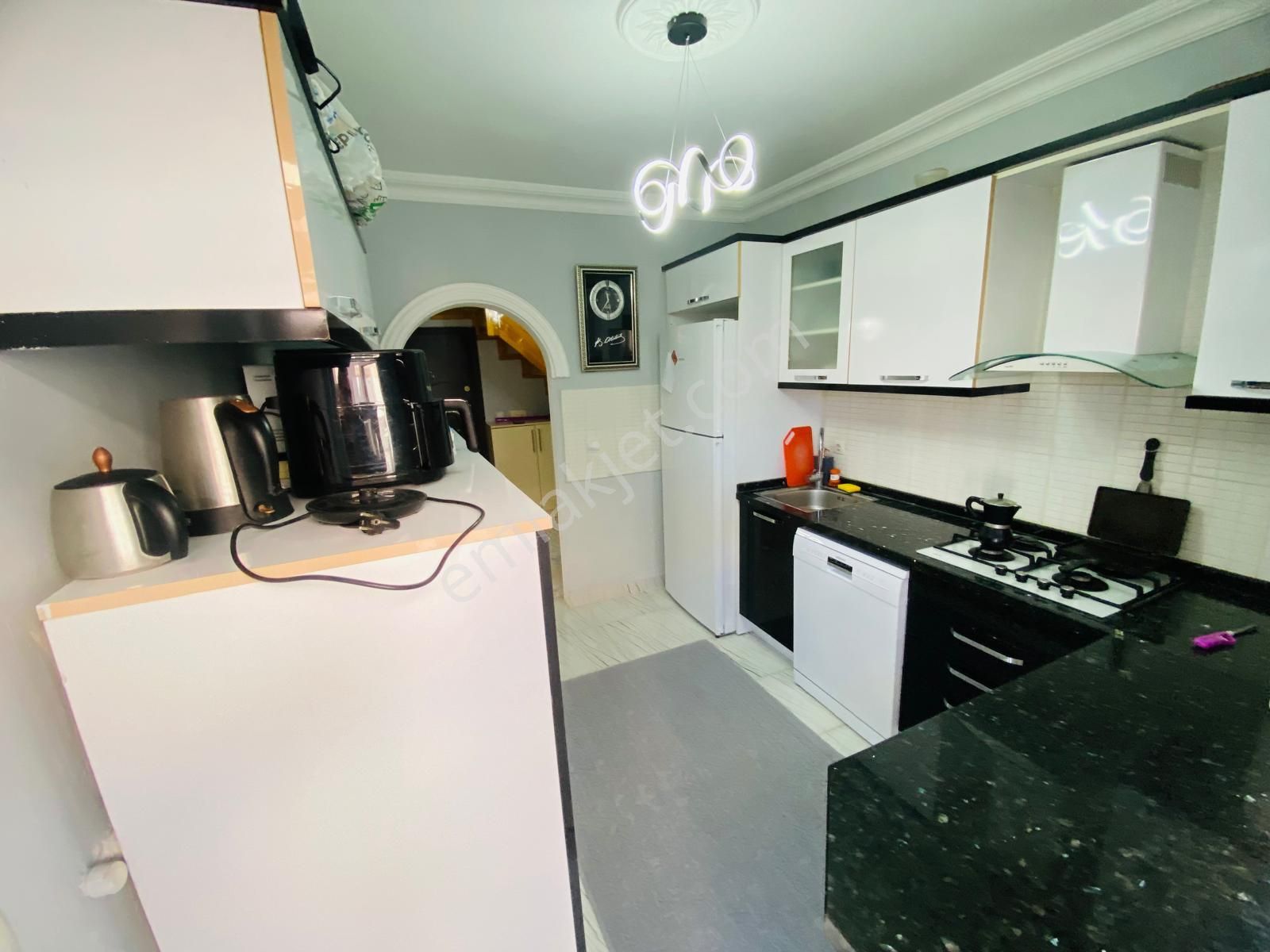 Nüfus Müdürlüğü Yakını Geniş Kullanışlı Masrafsız 4+1 Dubleks - Görsel 4